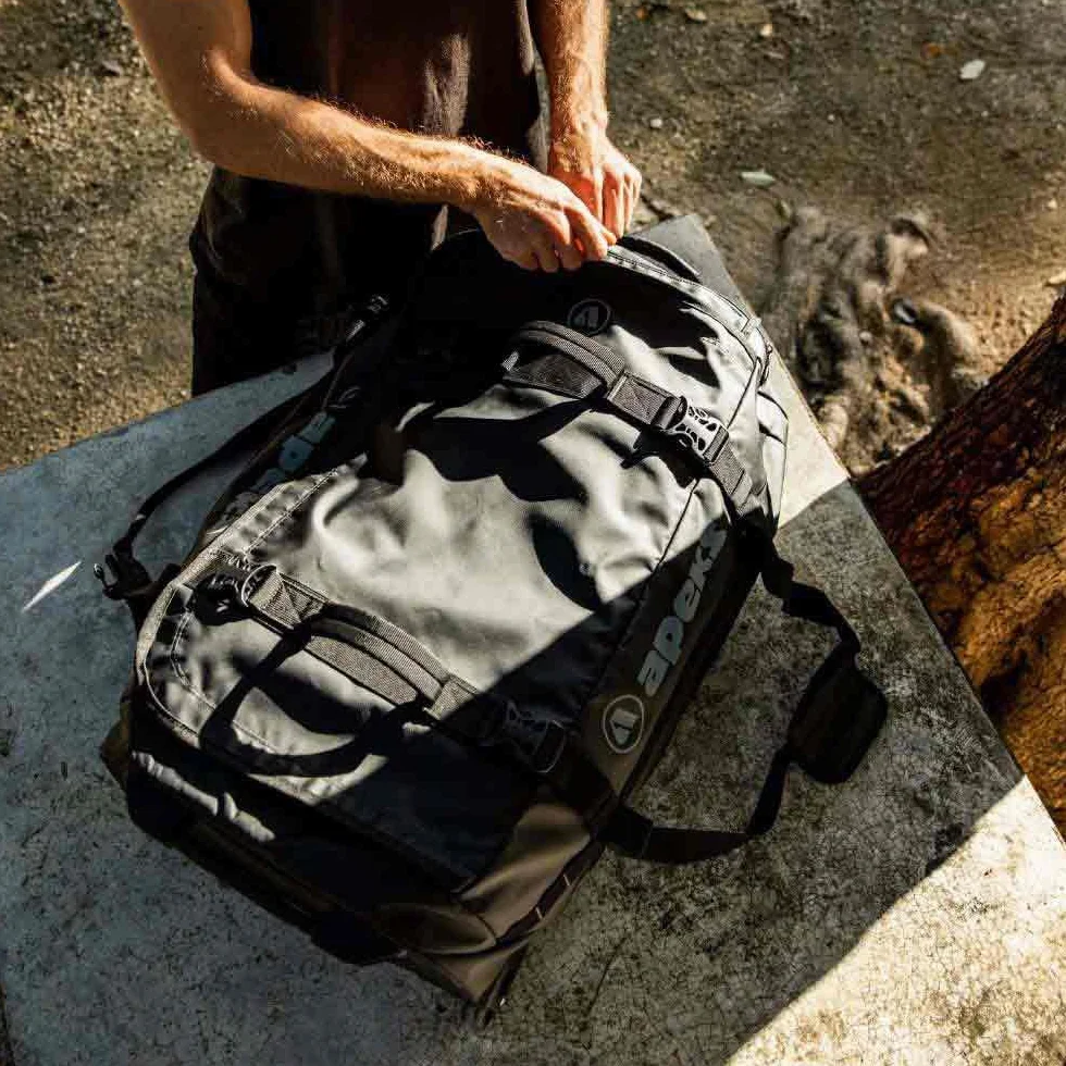 Apeks Roller Bag 90l