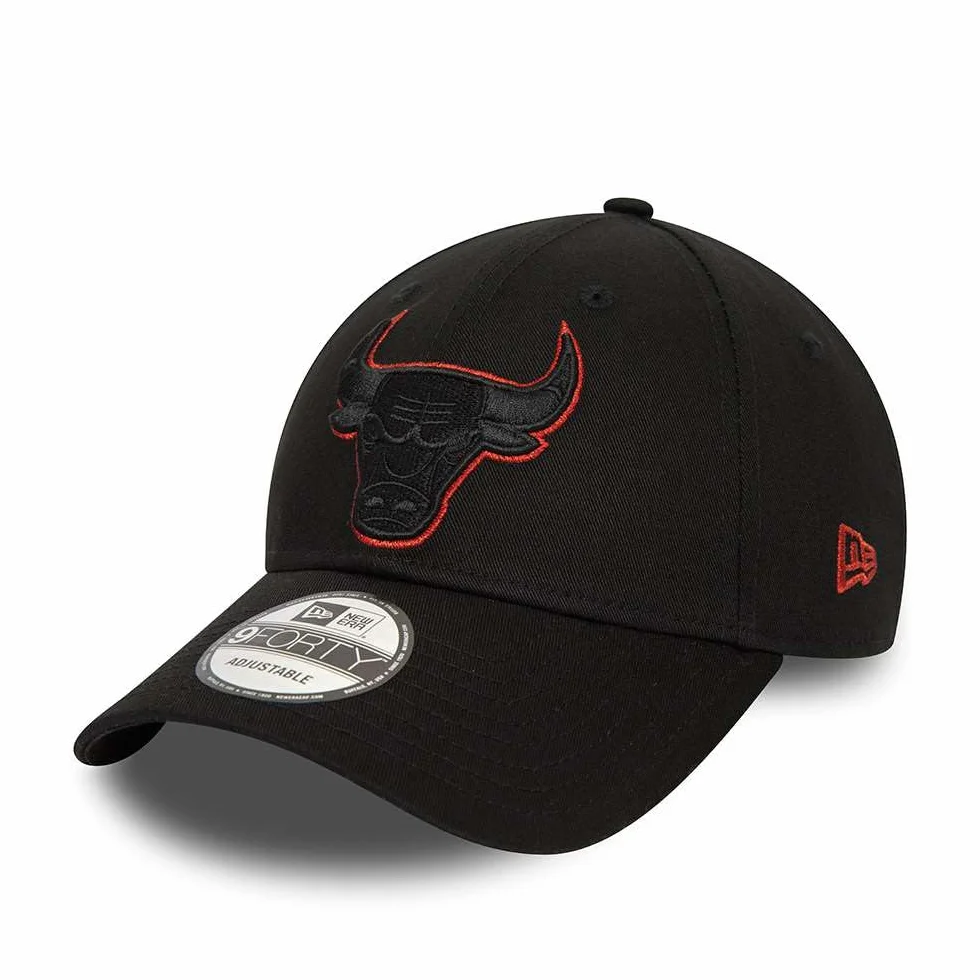 New Era 9Forty Contorno Chicago Bulls Cappellino Strapback