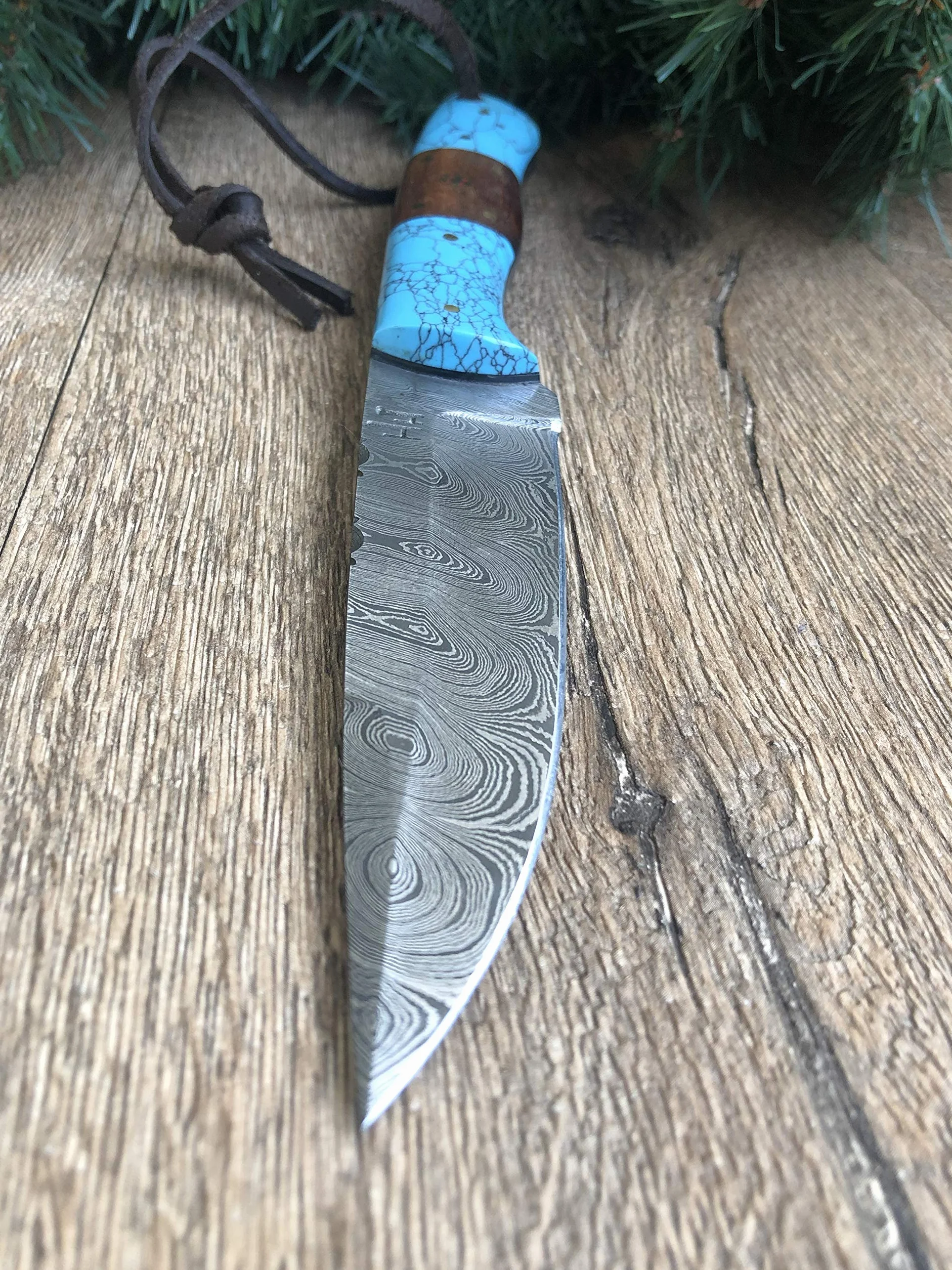 Hobby Hut HH-409, 24,13 cm, coltello damasco in acciaio fatto a mano, coltello da caccia con fodero in pelle, manico in legno e turchese, coltello damascato, coltello da caccia completo, lama fissa