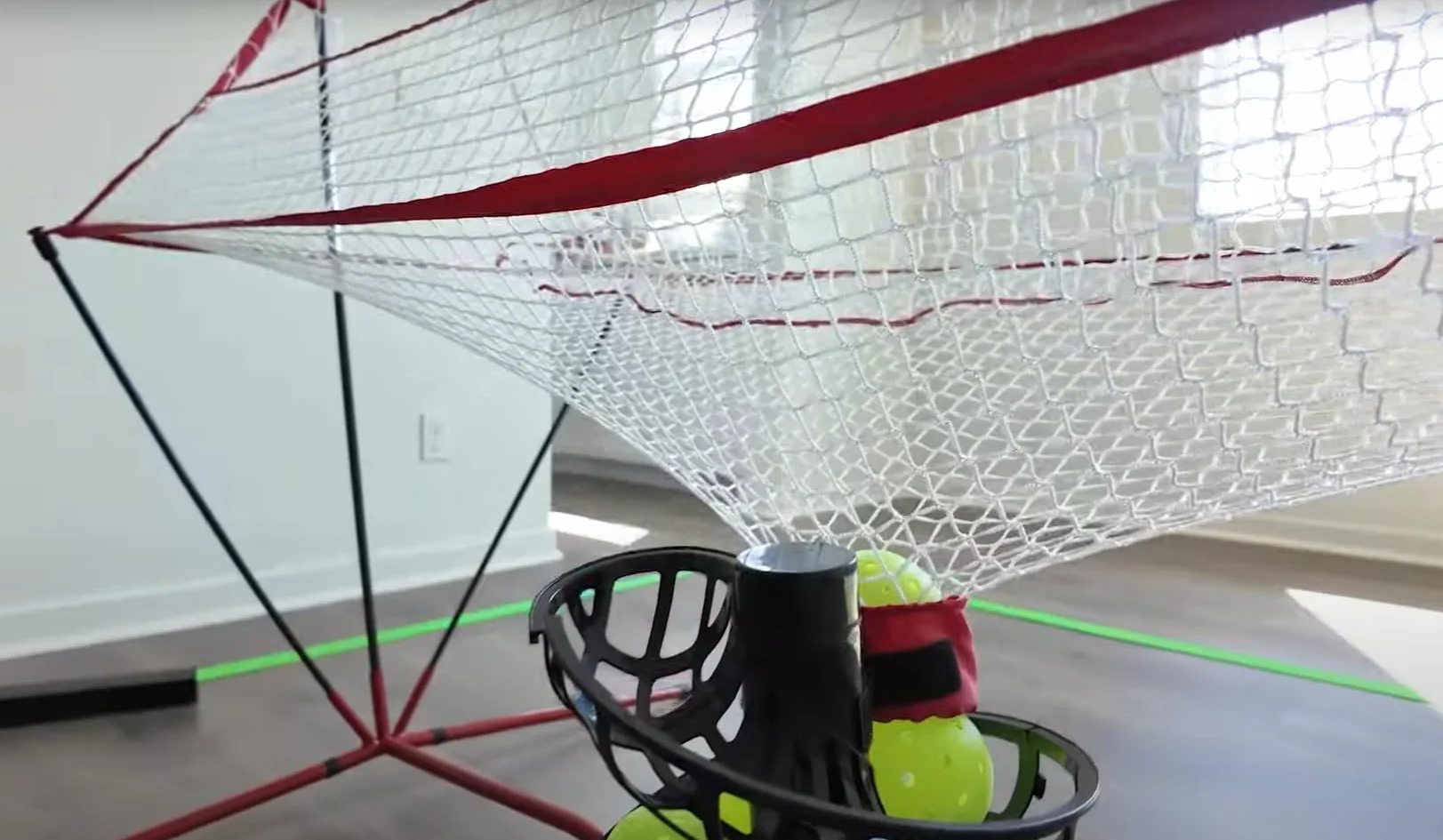 Set da Allenamento Tennis con Rete di Cattura 12 lb per Principianti, Bambini, Allenatori, AC/Batteria e Cavo USB
