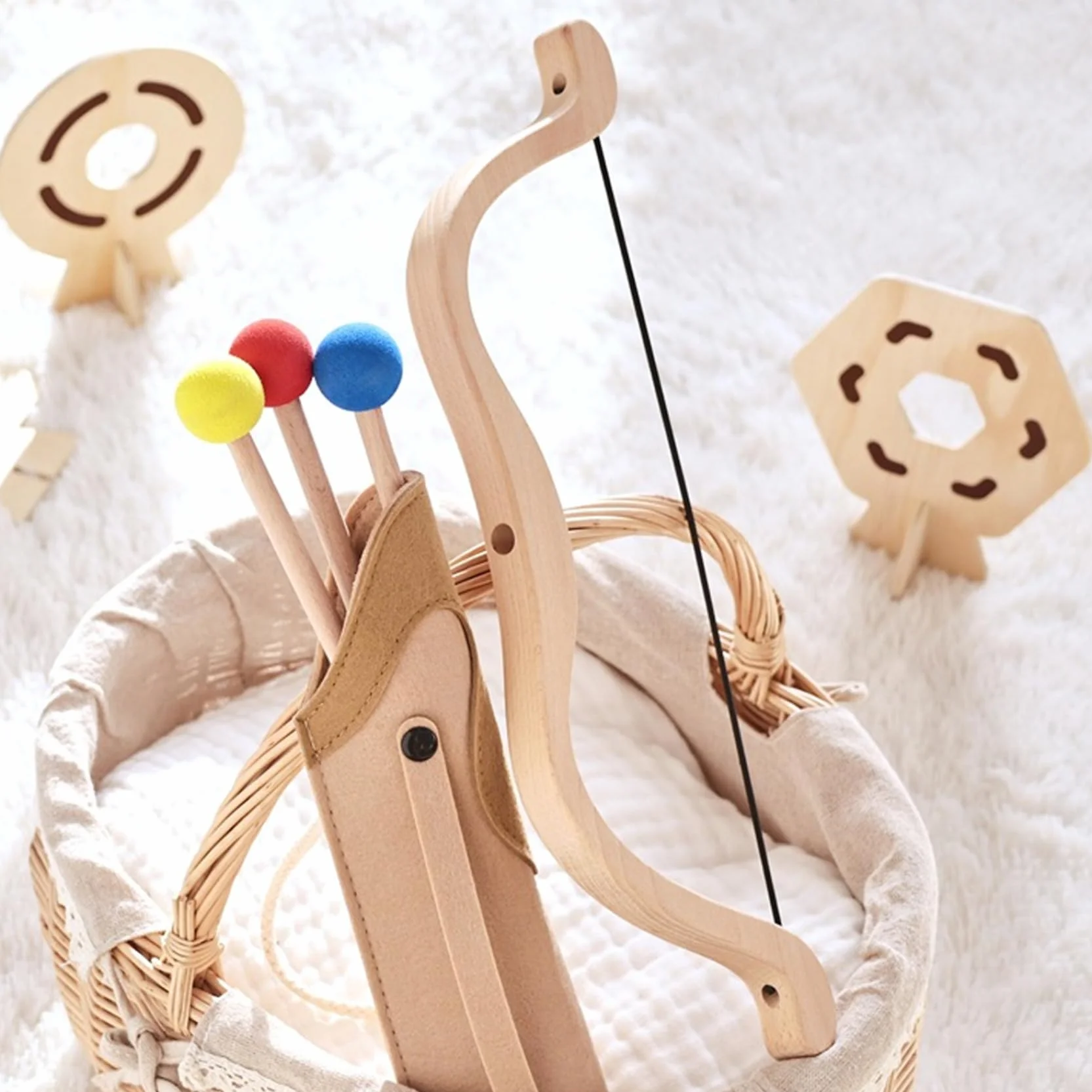 Set Arco e Frecce per Bambini in Legno con Punta in Schiuma Sicura 3 Bersagli