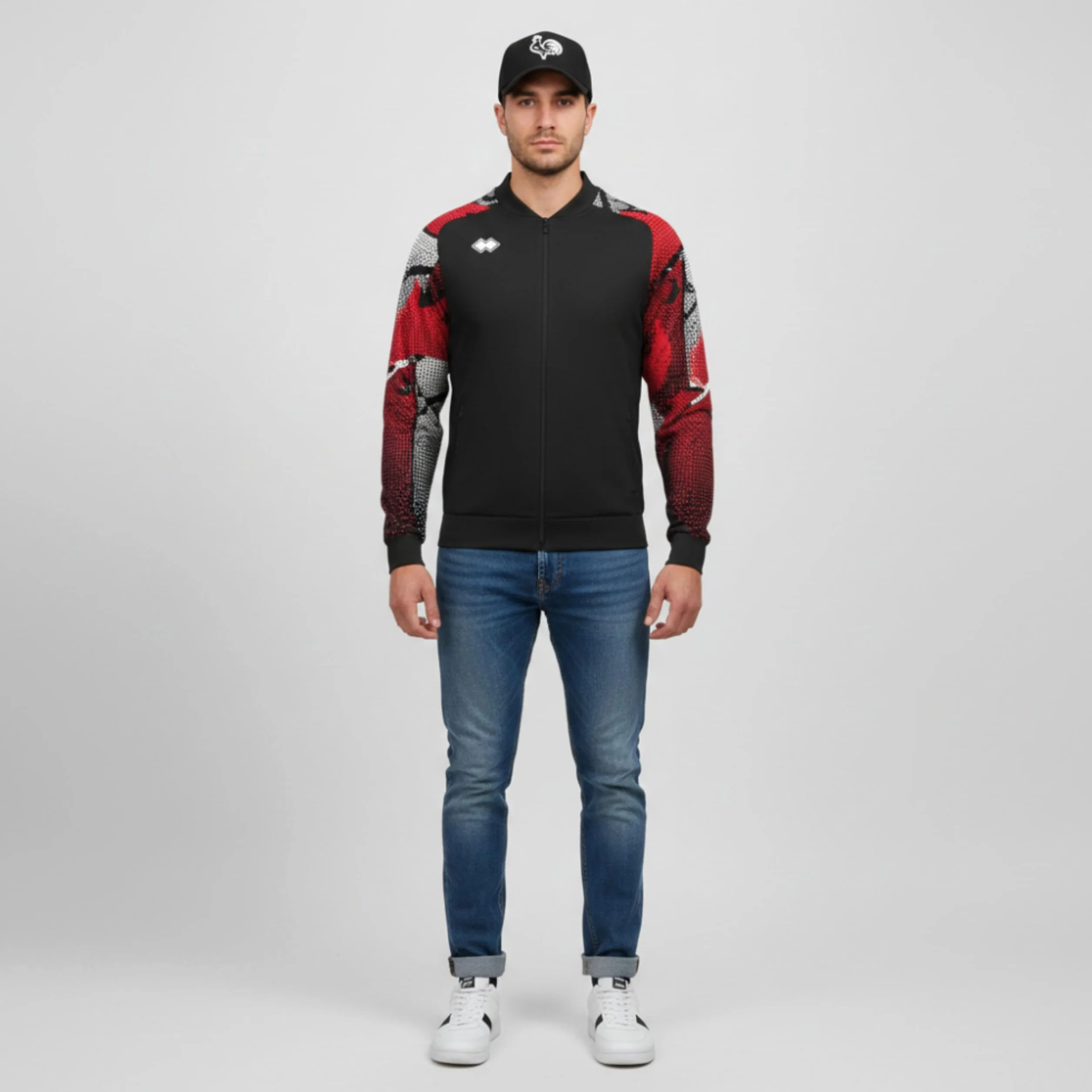 Errea' Giacca Full Zip SSC Bari, Nero con Maniche Grafiche Rosse e Bianche, Stile Sportivo