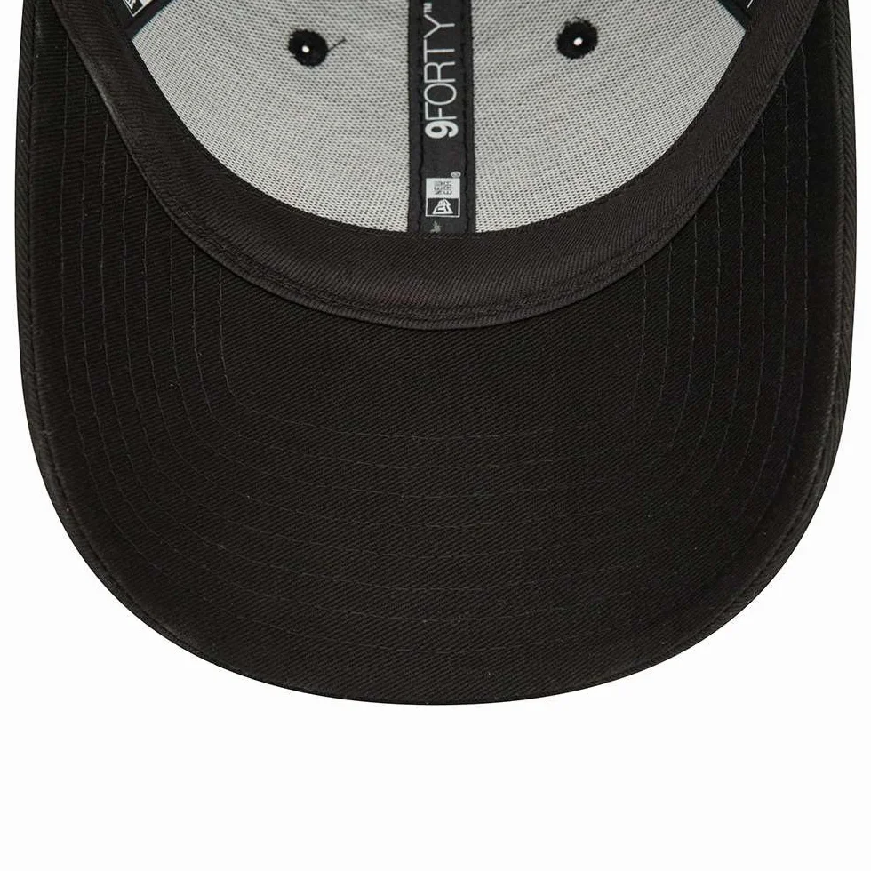 New Era 9Forty Contorno Chicago Bulls Cappellino Strapback