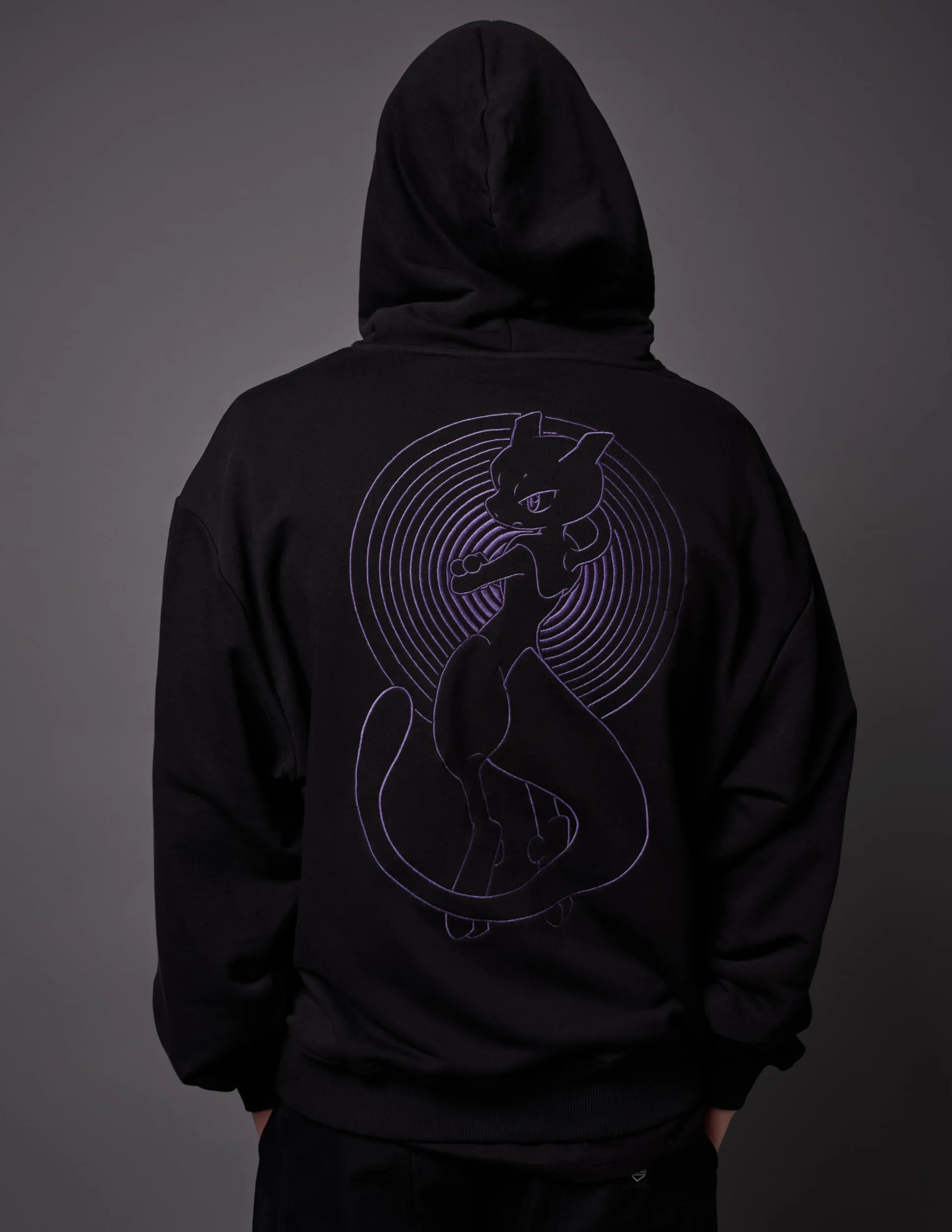Pokémon Dolly Noire Felpa MewTwo Nero Cotone Misto Ricami Collezione Ufficiale