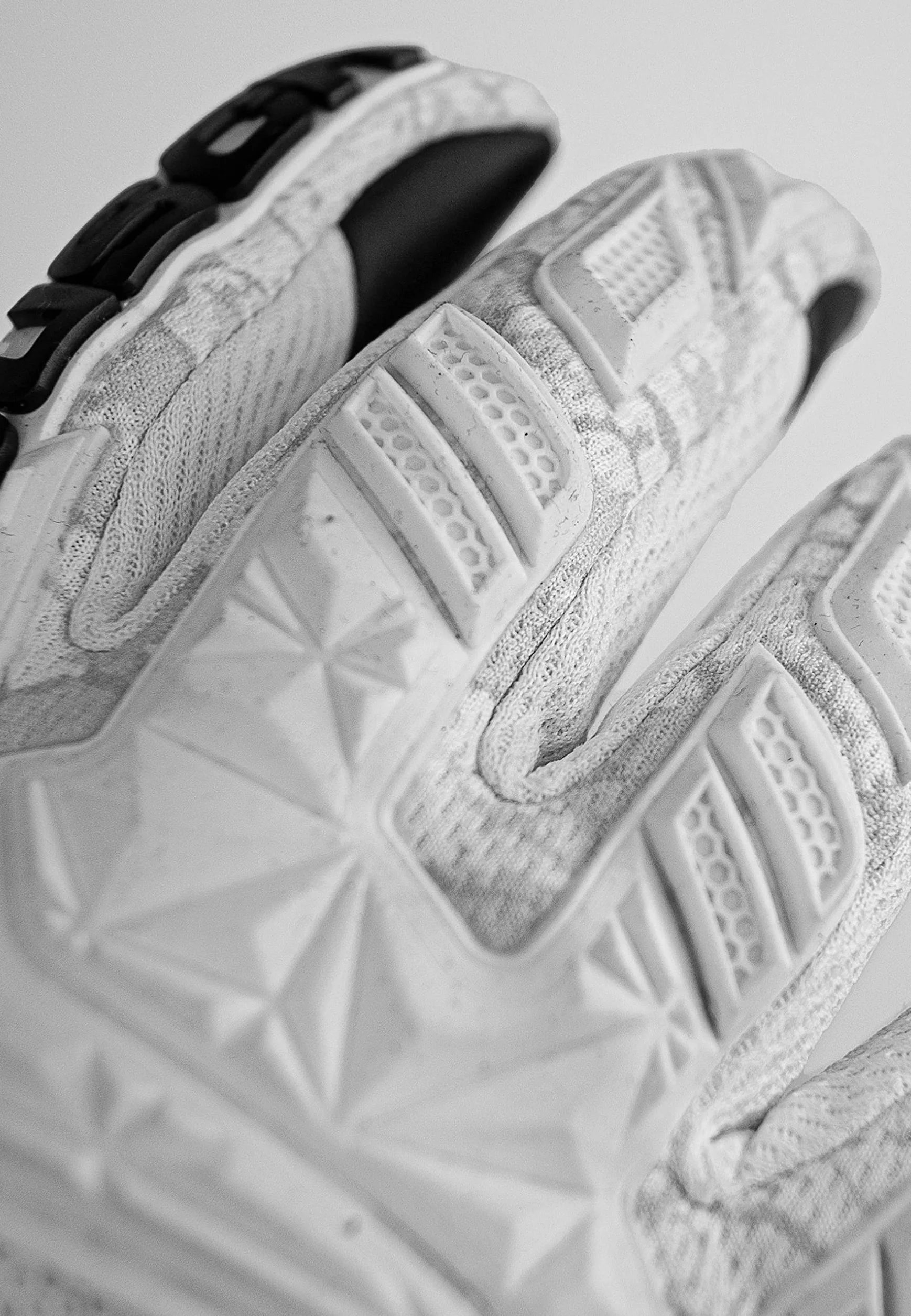Reusch Guanti da portiere uomo adulti presa resistente traspiranti erba sintetica naturale terra battuta Taglie 7,5-11