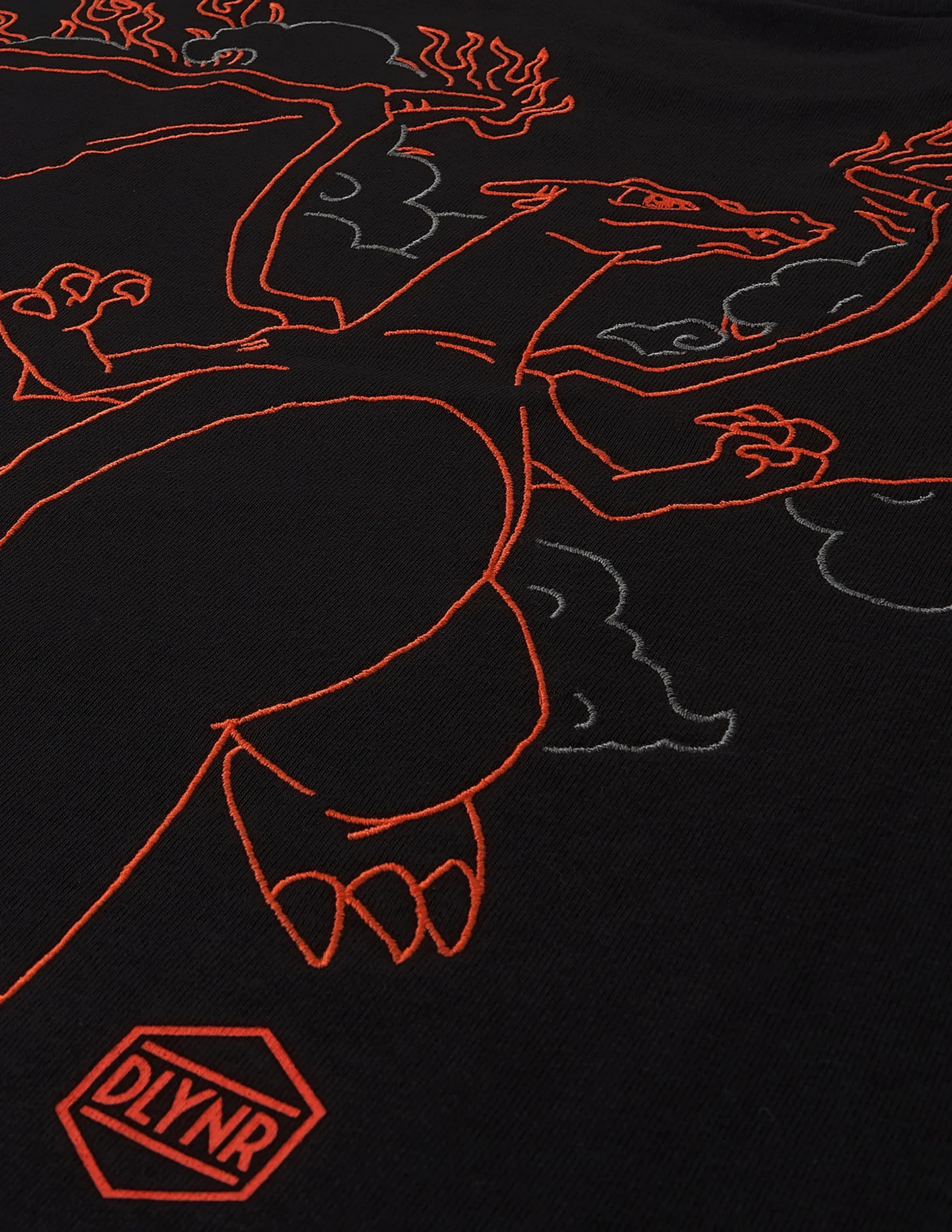 Pokémon Felpa Charizard Hoodie Ricamata Cotone Misto Nero Collezione Ufficiale