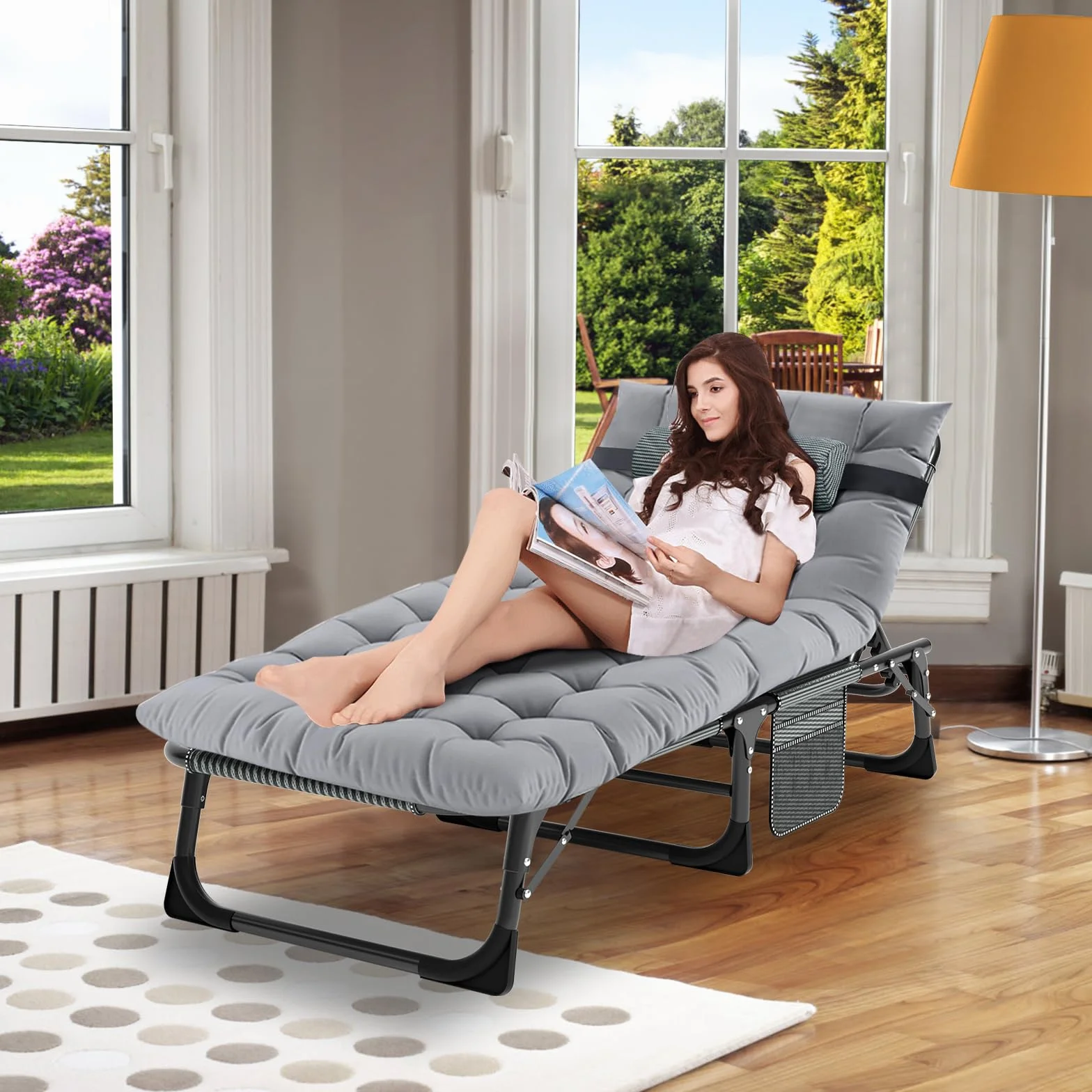 MOPHOTO Lettino prendisole pieghevole per giardino con materasso, schienale e gambe regolabili, portatile, per interni ed esterni, sedia a sdraio pieghevole per abbronzatura al sole, perfetta per