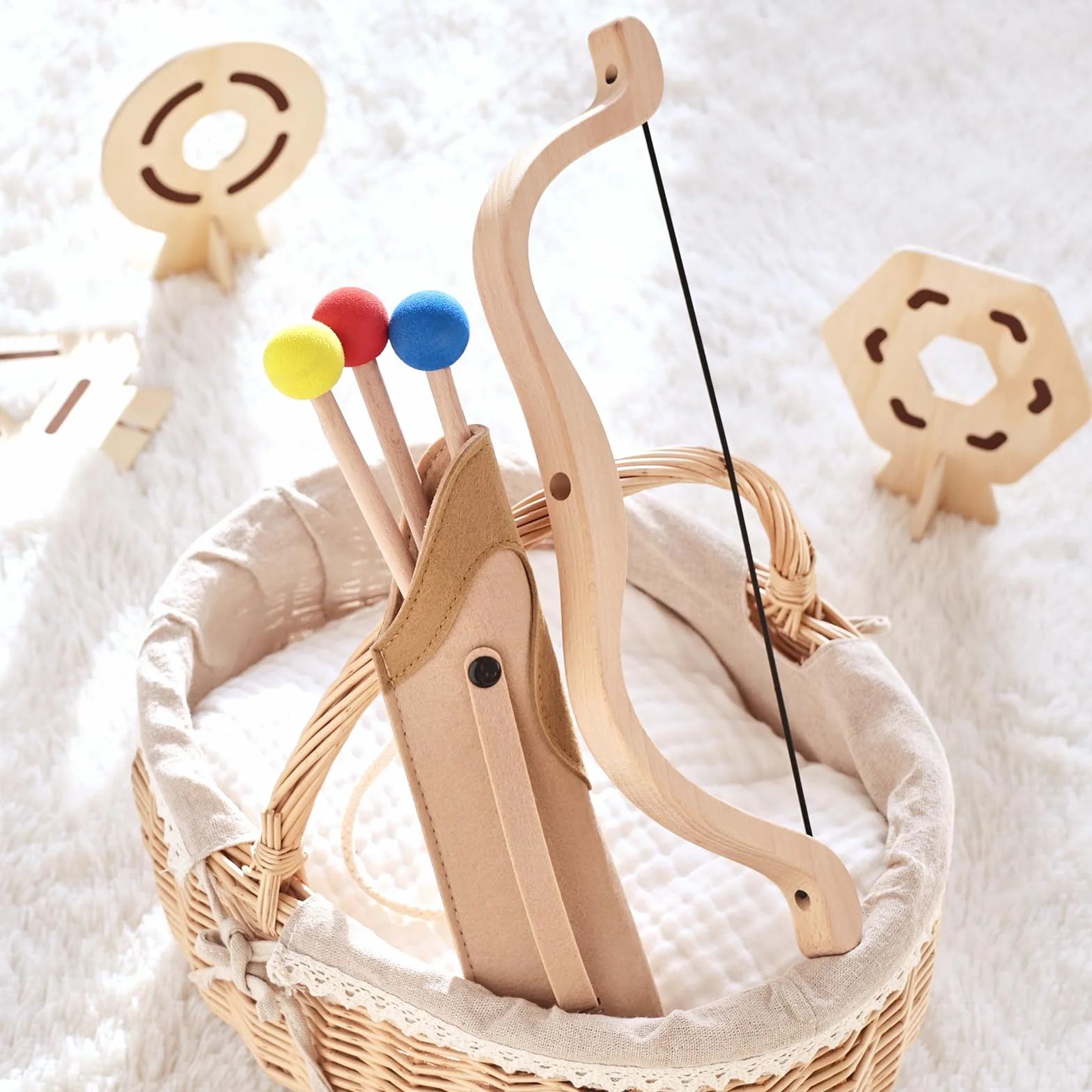 Set di Arco e Frecce per Bambini in Legno con 1 Arco in Faggio 3 Frecce 3 Bersagli