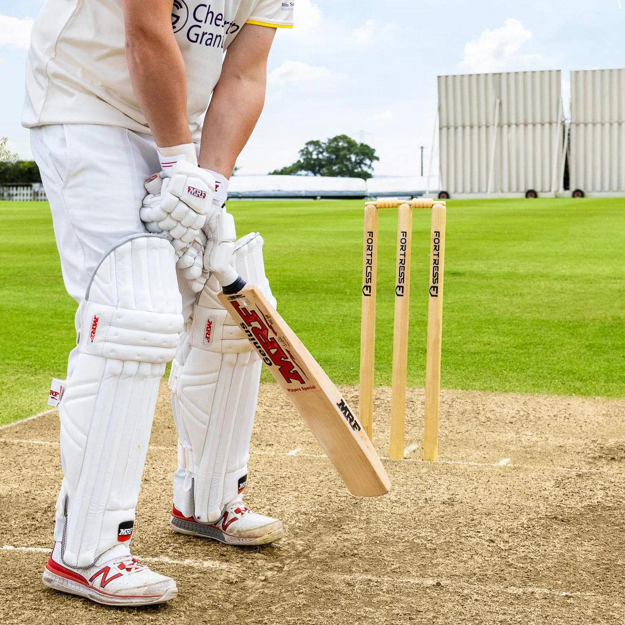 FORTRESS Stump di Cricket in Legno 69cm Standard Country Club Set