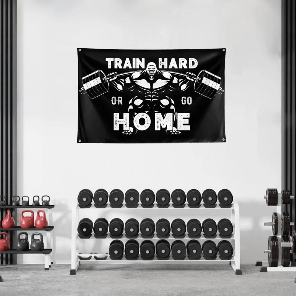 Poster Motivazionale Bandiera da Parete Train Hard Or Go Home 60 x 90 cm Bodybuilding