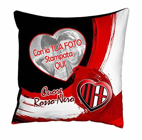 Idea Arredo Casa Cuscino Sport Personalizzato con Foto Tifoso Cuore Rosso Nero Milanista Milan