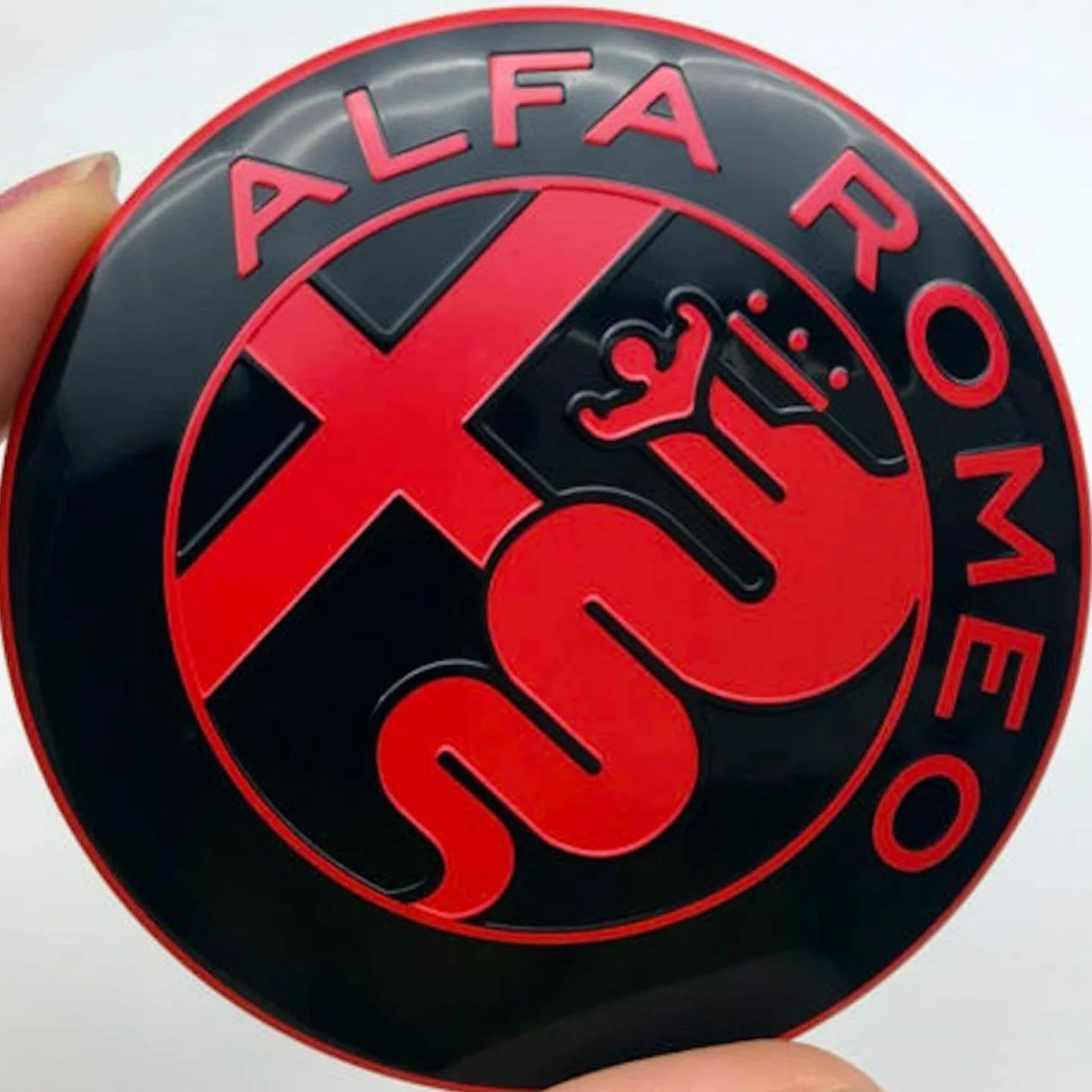 Alfa Romeo 147 156 159 Brera Mito Logo Emblema Nero Rosso 74mm Metallo Fregi Stemmi