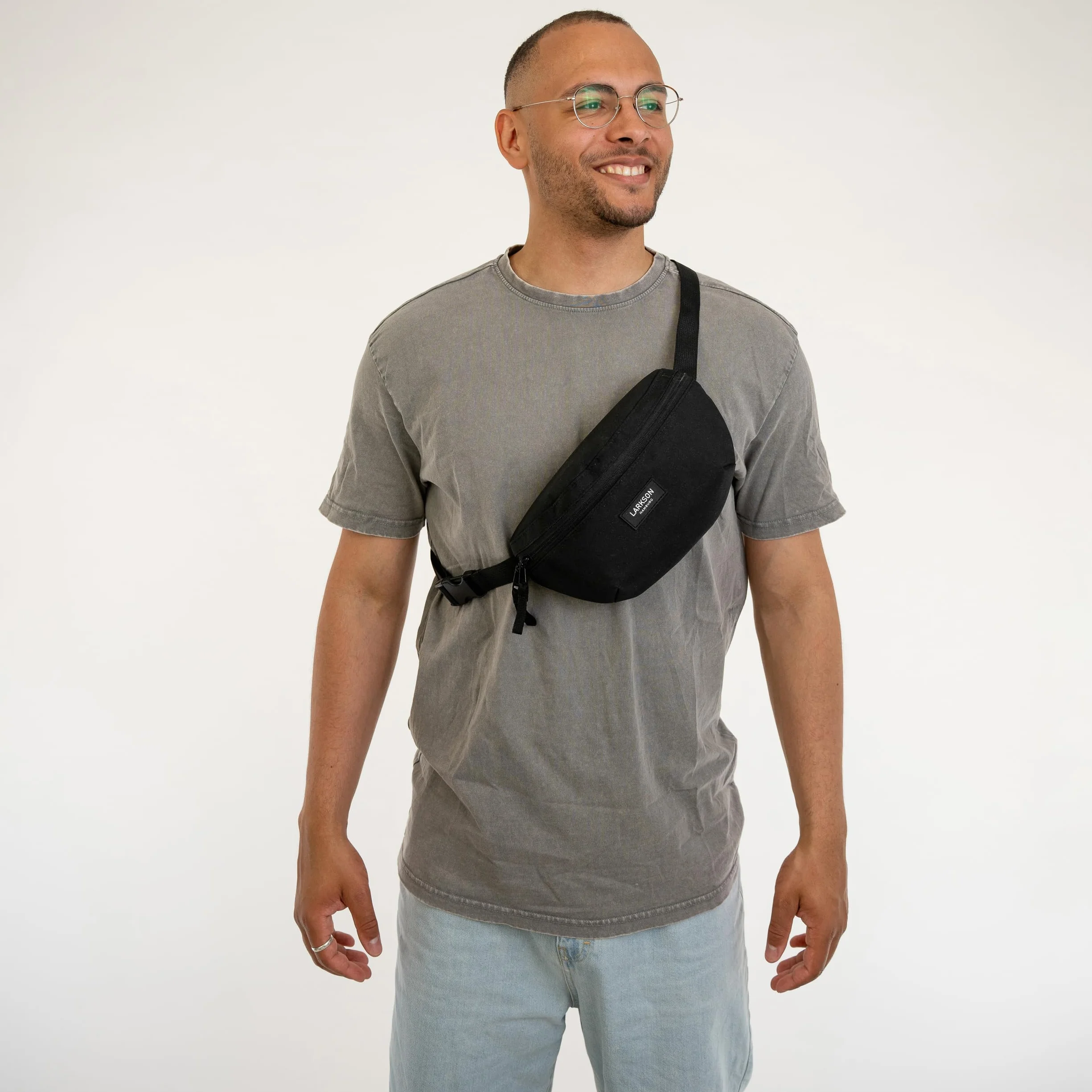 Larkson Marsupio Donna e Uomo Nero - Finn - Cintura Borsa a Tracolla Idrorepellente per Festival e Sport