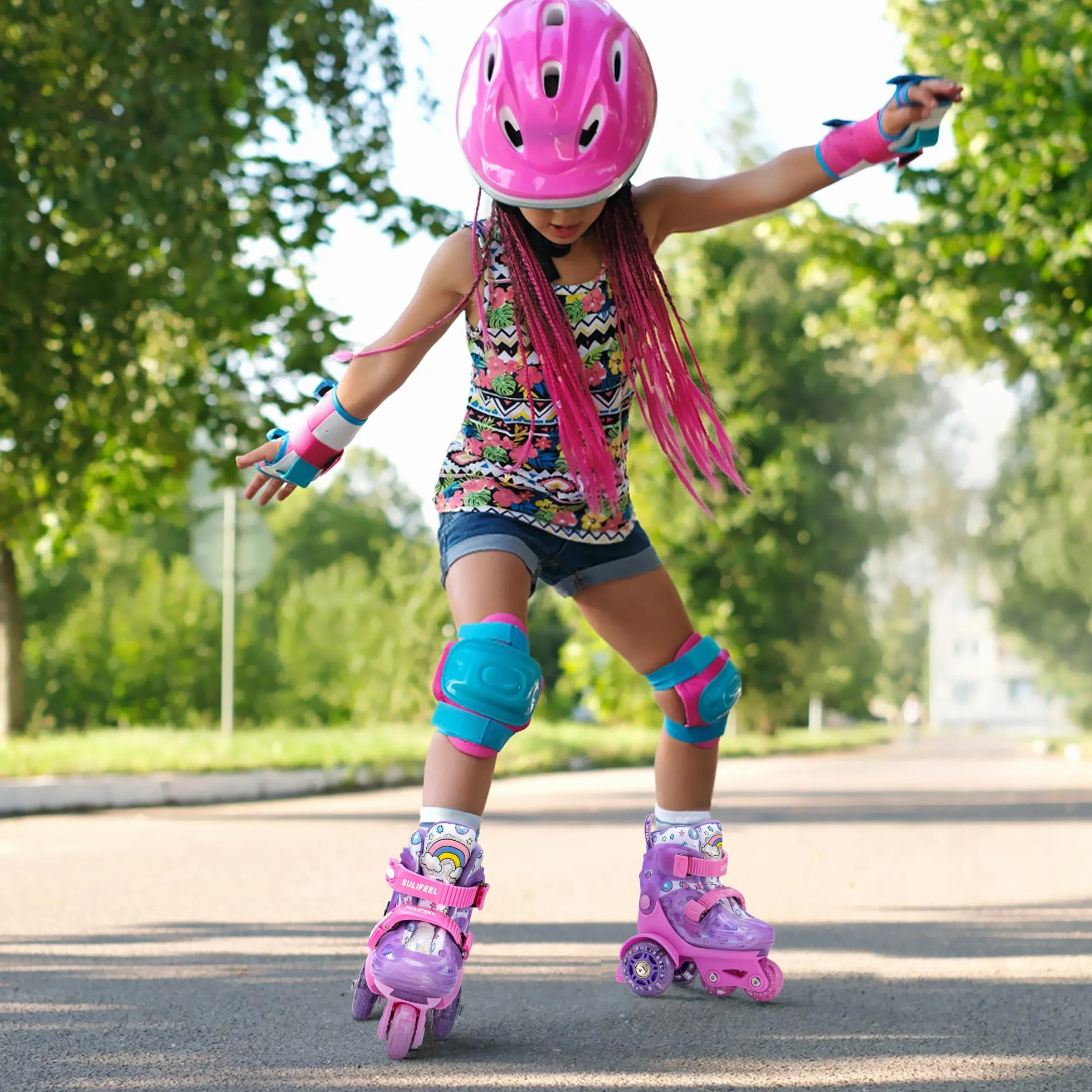 SULIFEEL Pattini a rotelle regolabili per bambini per ragazze e ragazzi, divertenti ruote illuminanti flash a tre punti di equilibrio tipo adatto per i principianti pattinaggio a rotelle al coperto