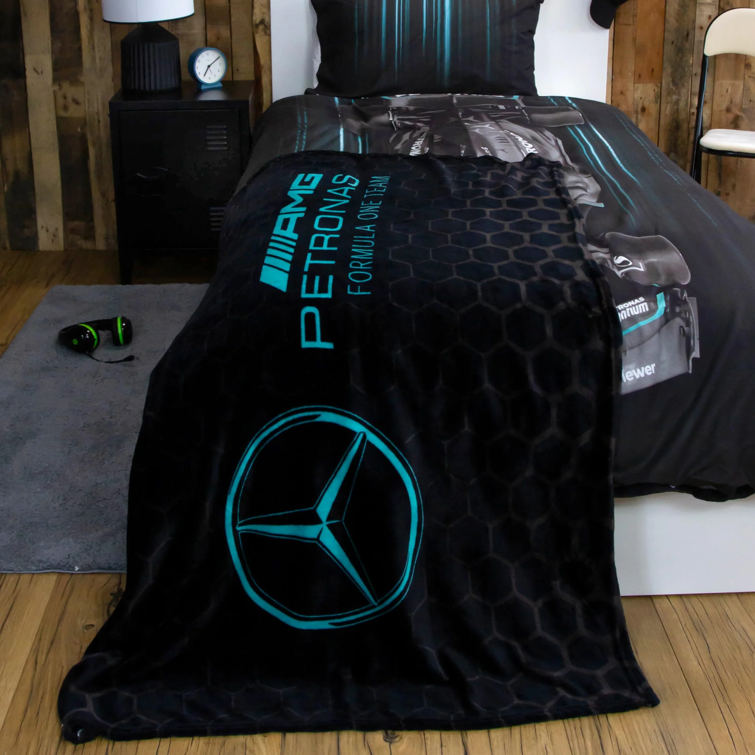 Mercedes AMG Petronas Coperta in pile ufficiale 100x150 cm Stealth Formula Uno nera