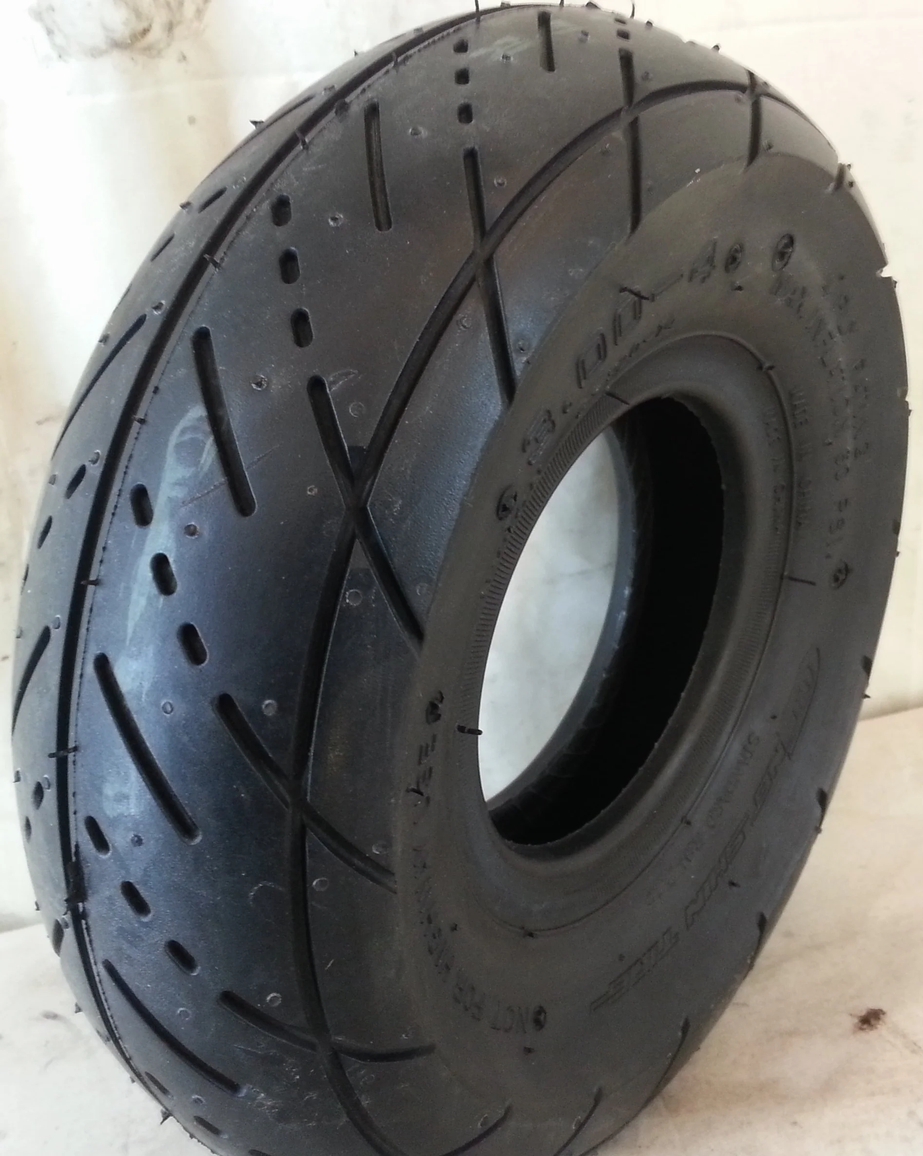 Copertone pneumatico 3.00-4 MINIMOTO CARRELLI ATV 1 gomma CHENG SHINN TIRE