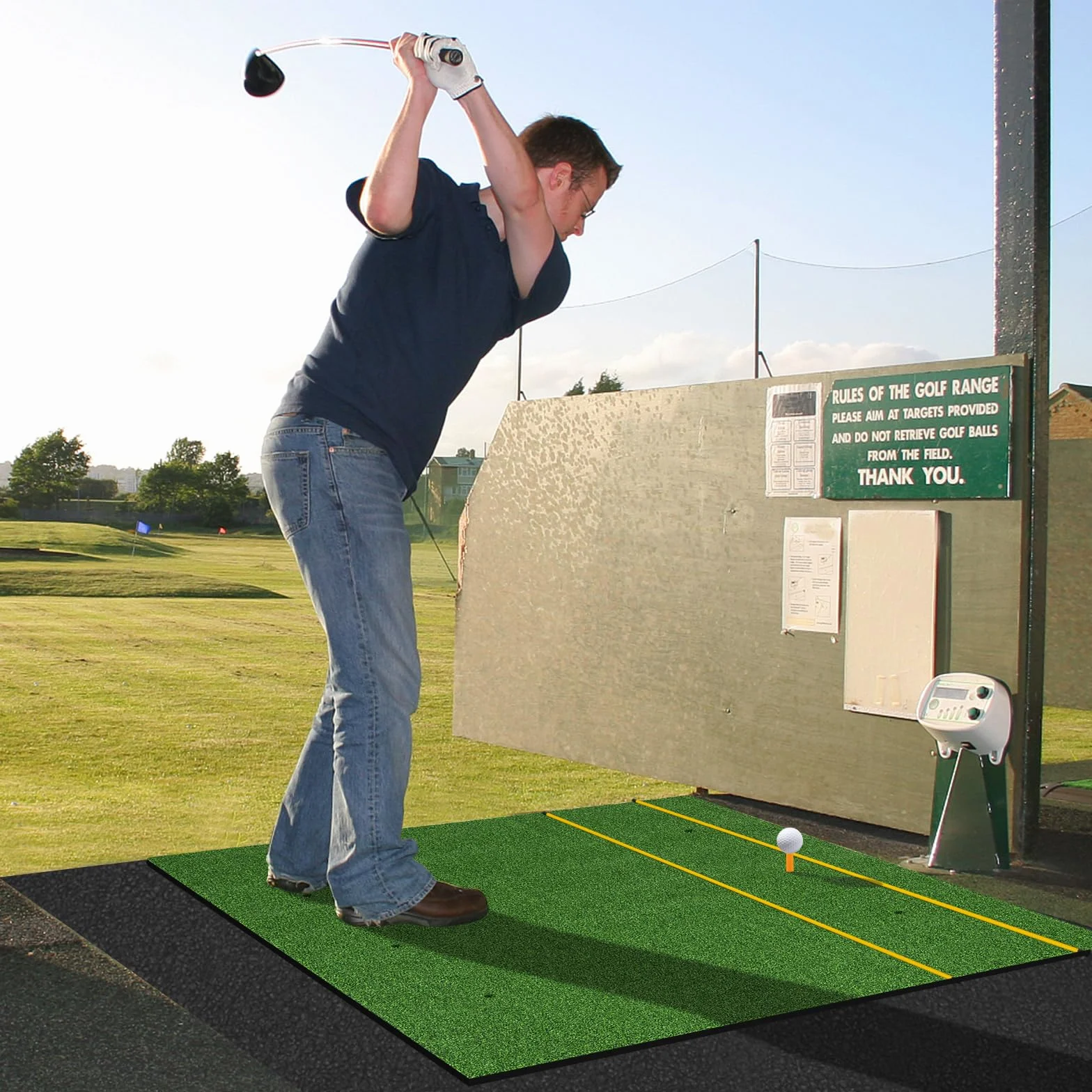 COSTWAY Tappetino da Allenamento Golf 3-in-1 con Erba Sintetica, 2 Punte e Astine di Allineamento
