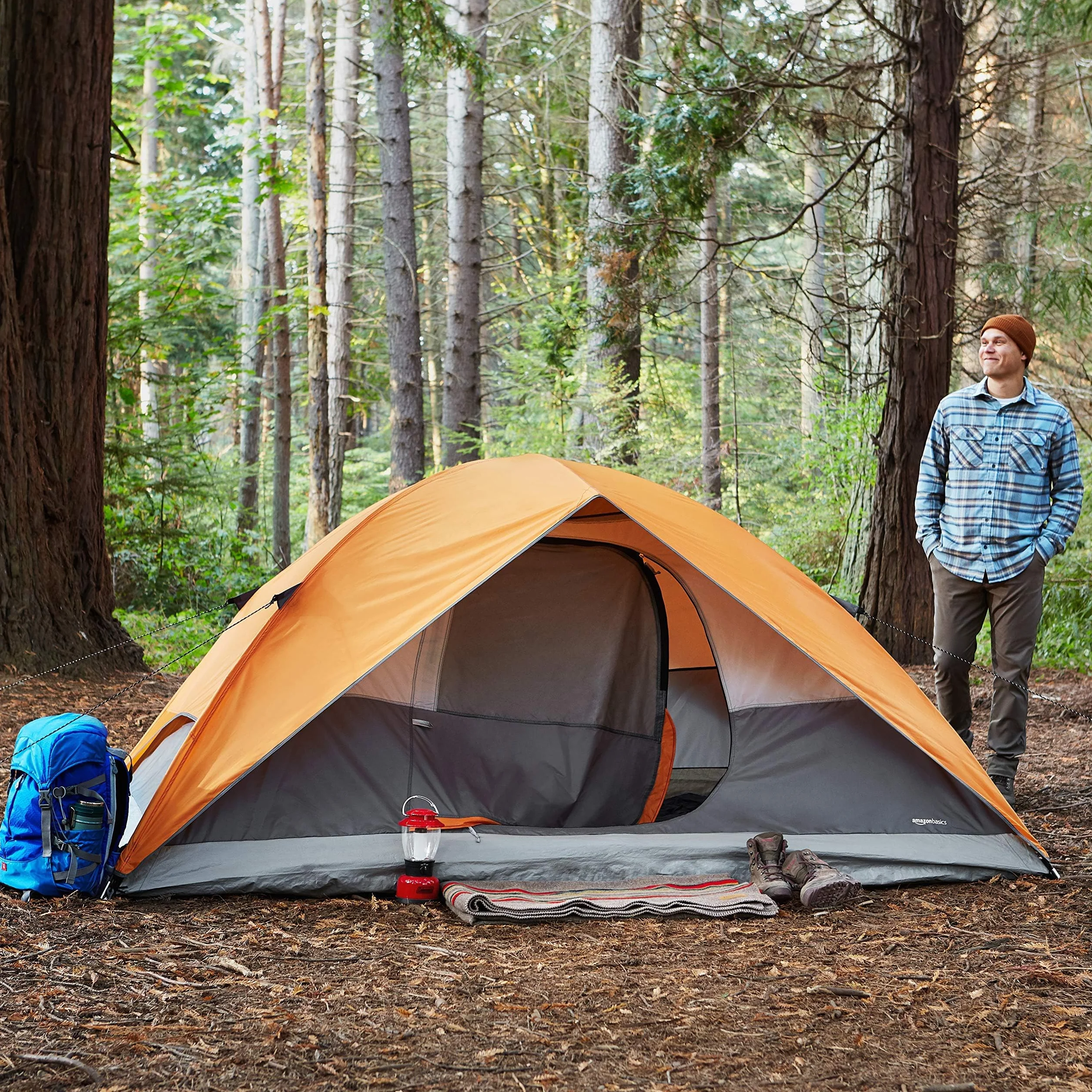 Amazon Basics Tenda da campeggio a cupola 6 persone impermeabile 3 stagioni con protezione antipioggia e custodia