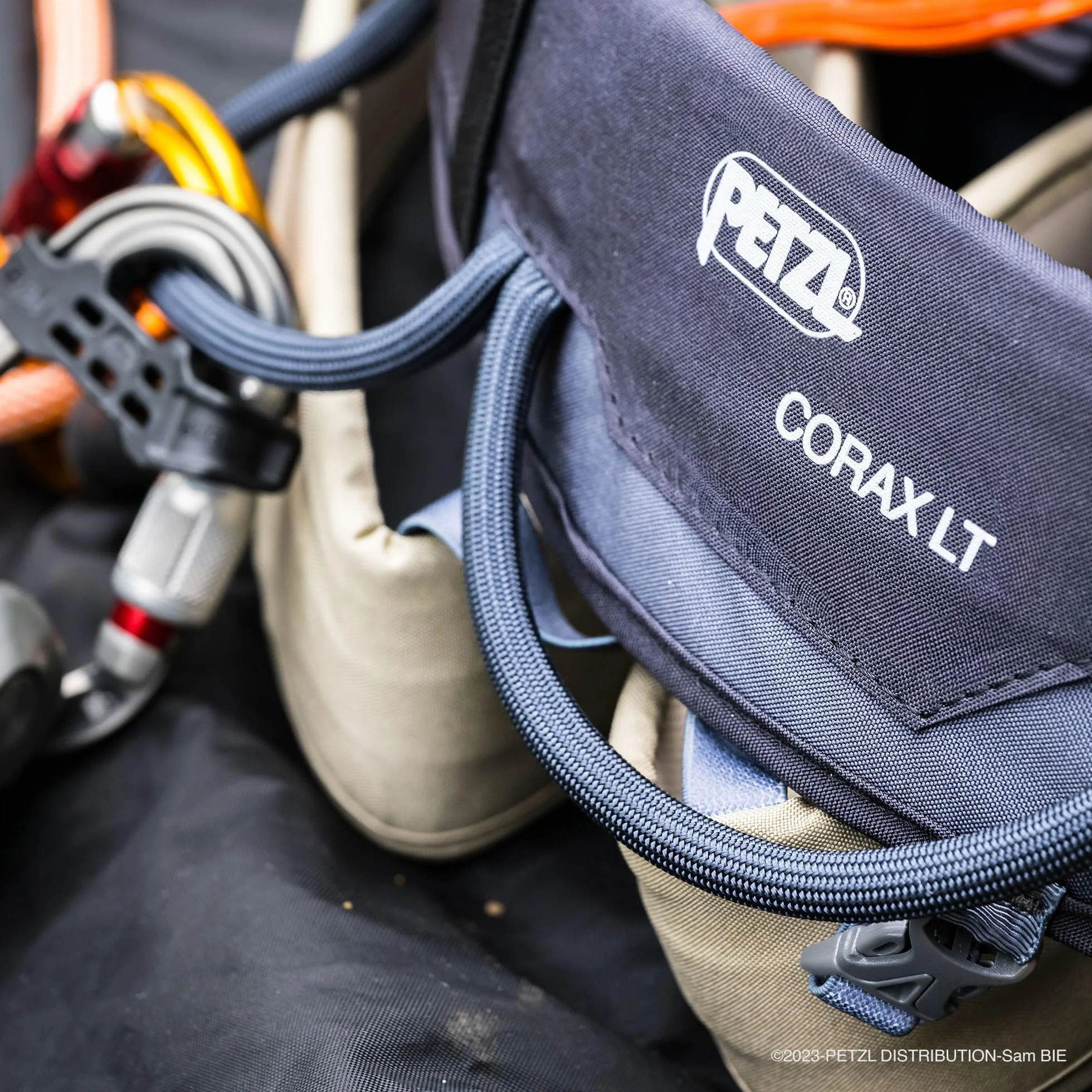 Petzl CORAX LT Imbracatura Unisex Indigo Blue XL