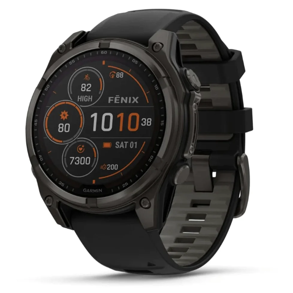 GARMIN Fenix 8-47 MM, Solare, Sapphire Grigio Carbonio DLC Titanio CON NERO/Grigio ghiaia Silicone