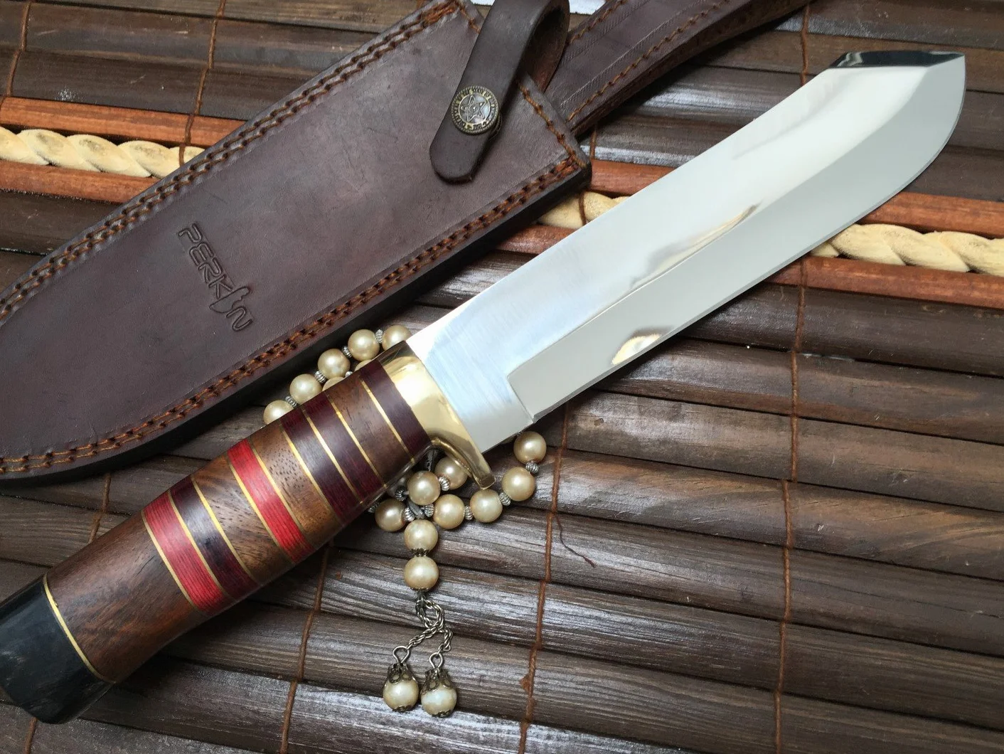 Coltello da caccia fatto a mano personalizzabile.