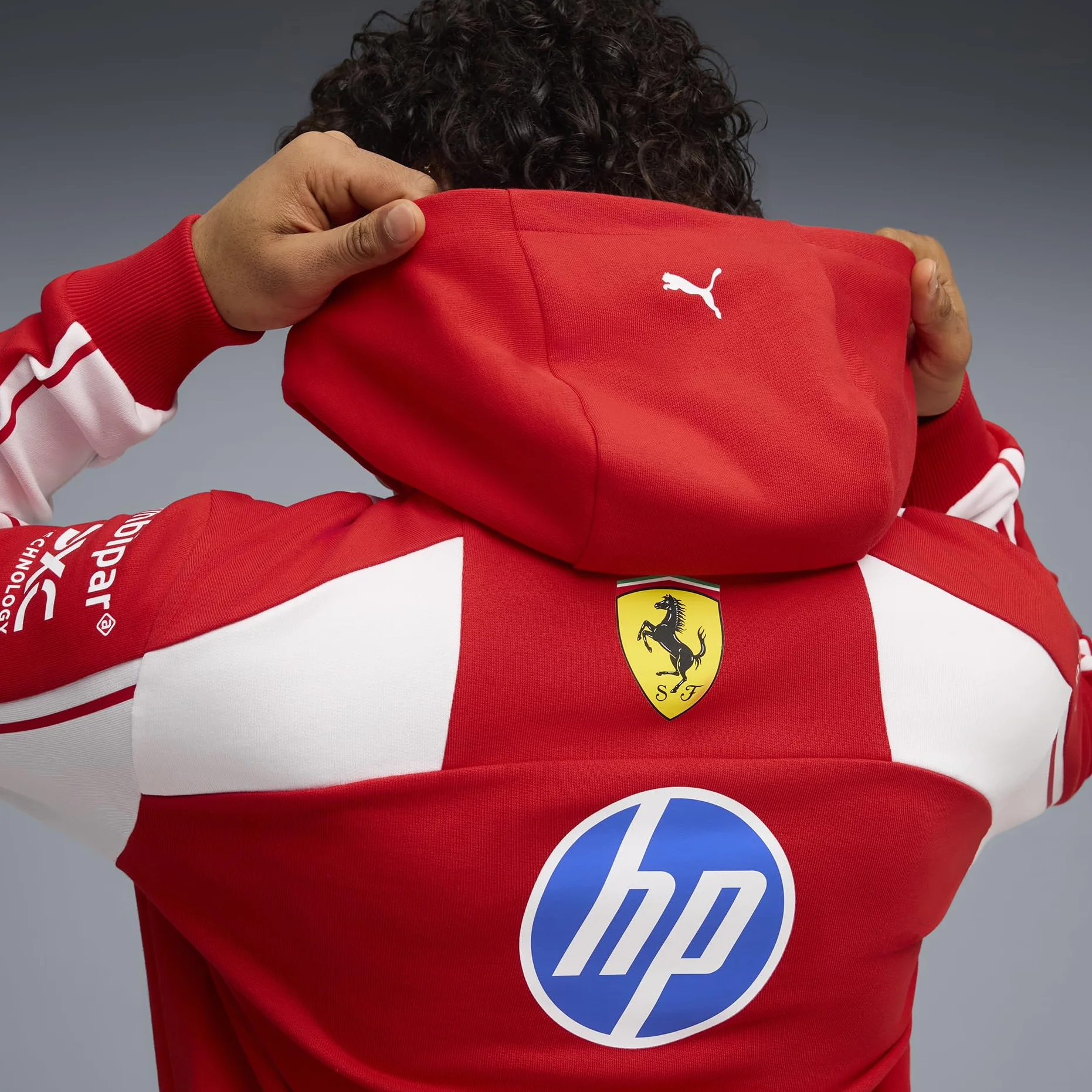 PUMA Scuderia Ferrari F1 2026 Felpa con Cappuccio Team Uomo Rosso