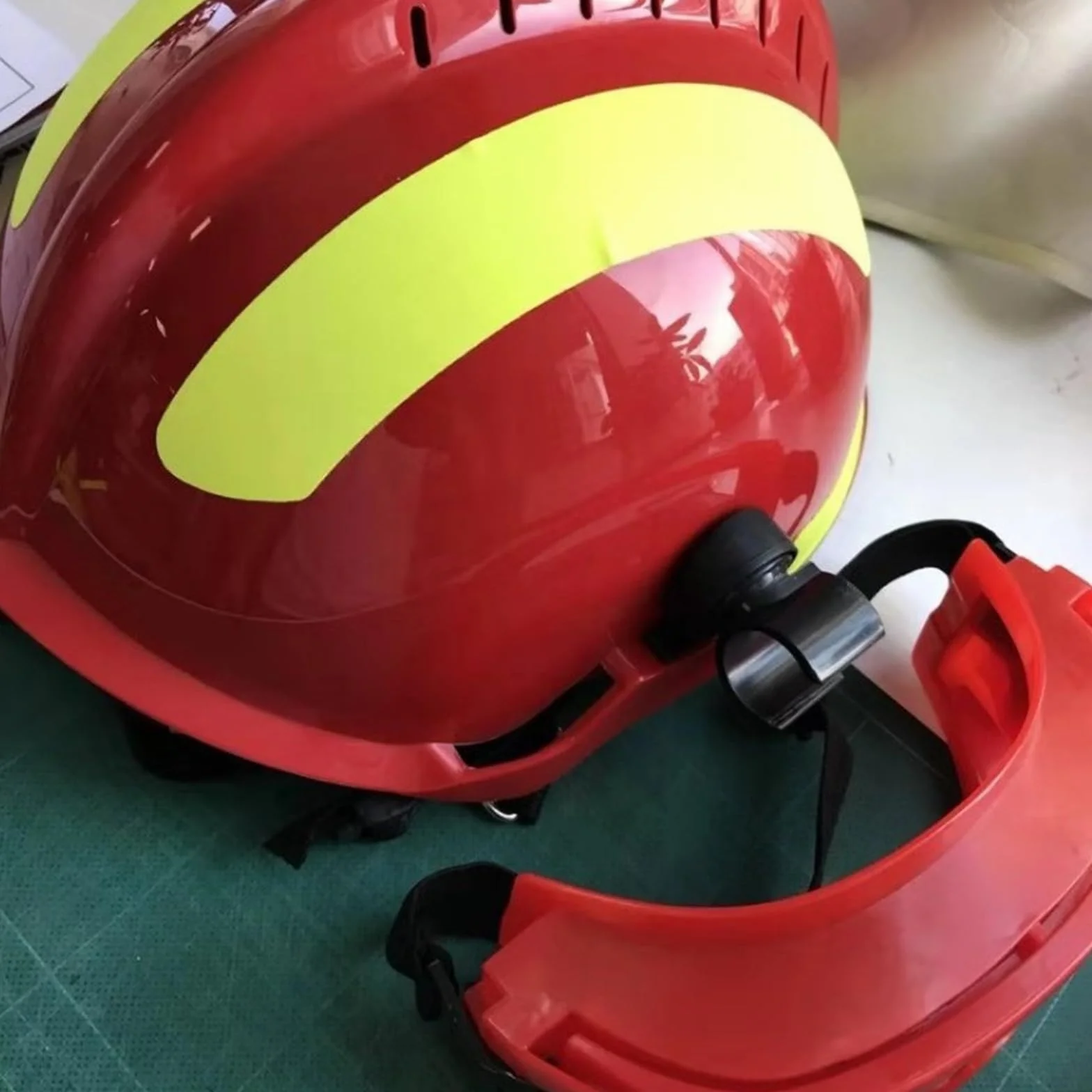 Caschi Staffa Torcia Montaggio Lampada Campeggio Escursionismo Ciclismo