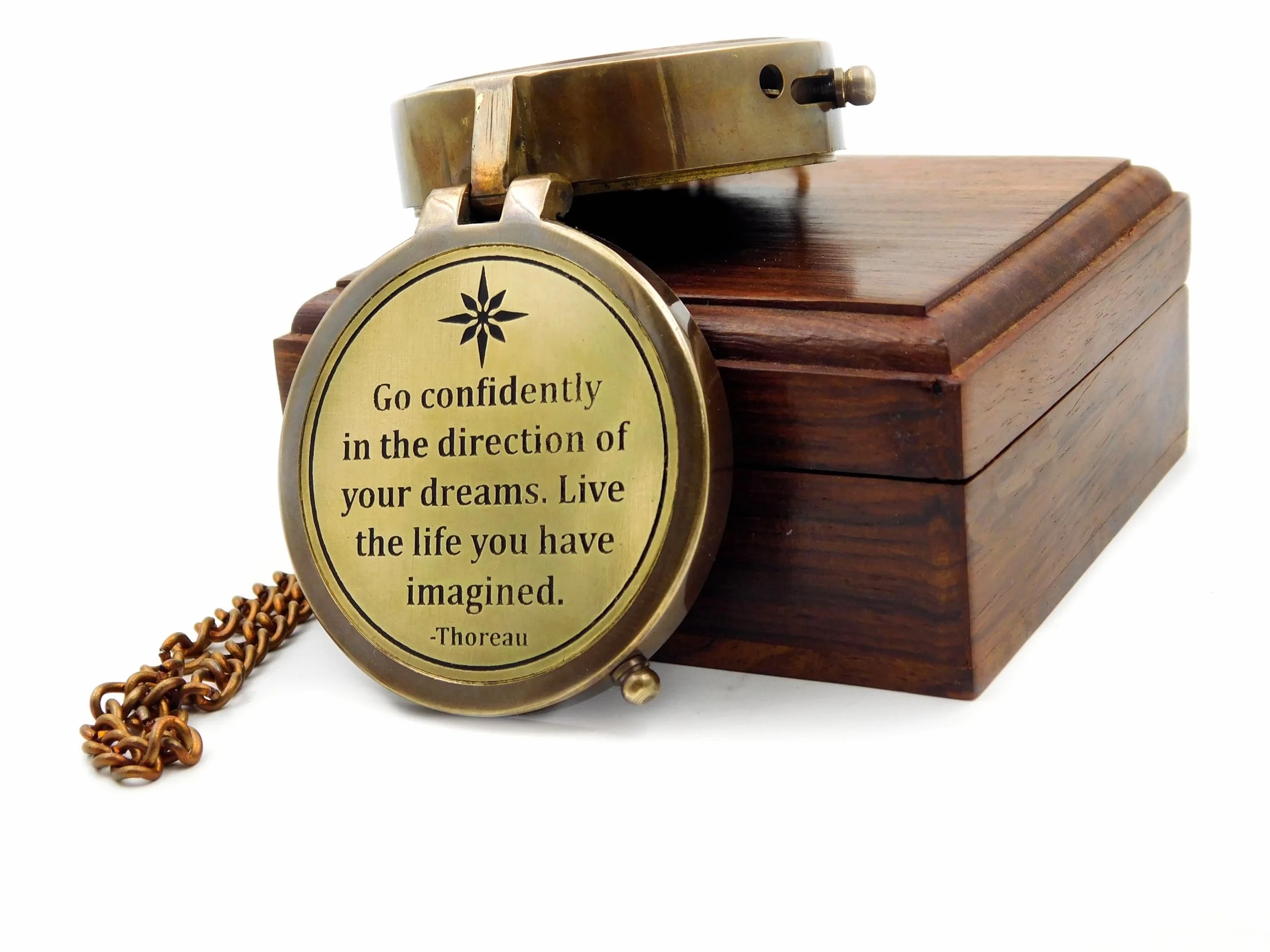 Bussola antica in ottone con incisione Go Confidently in The Direction of Your Dreams – Regalo con scatola di legno