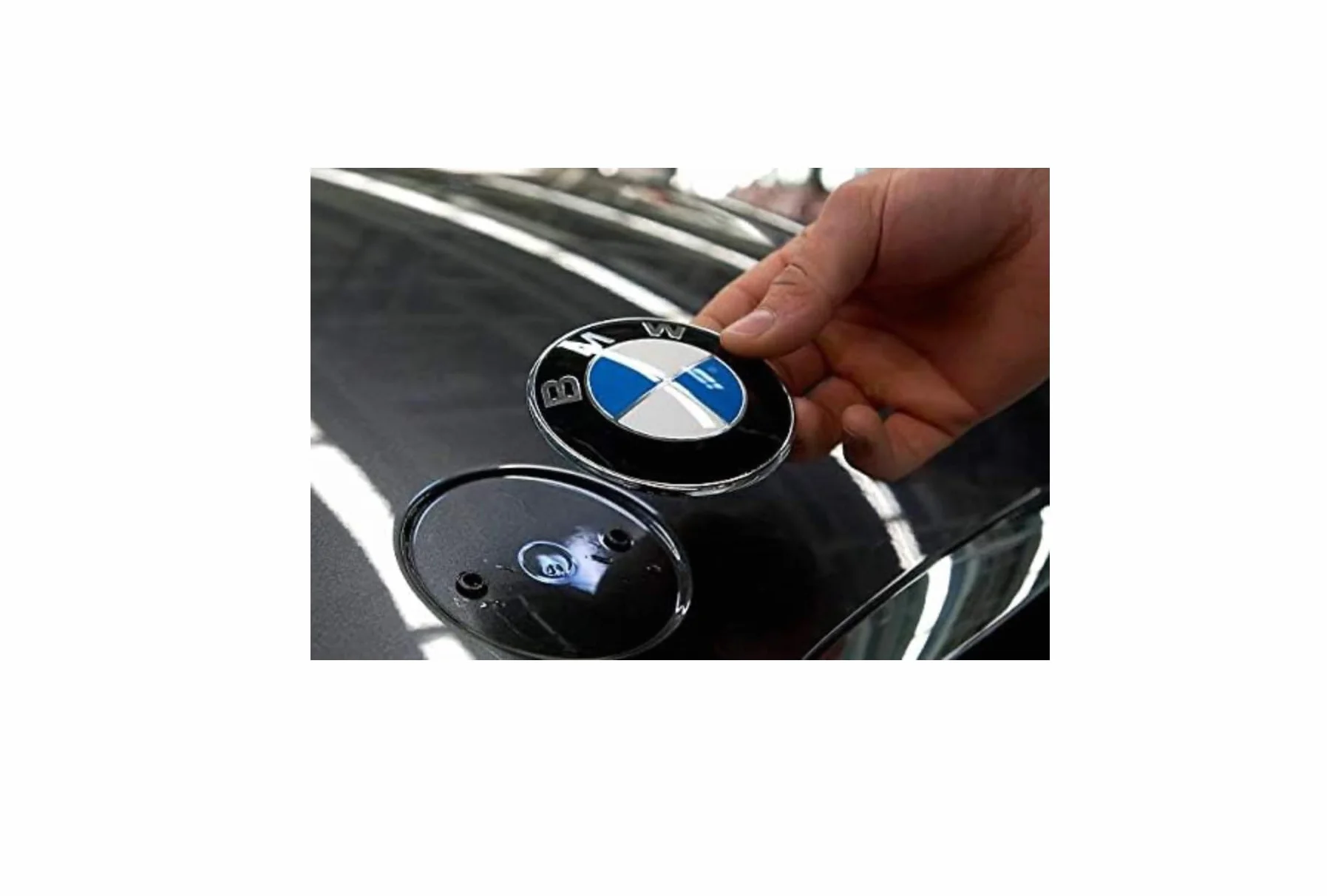 Logo originale BMW per cofano con gommini per serie 1 3 4 5 6 7 X1 X3 X4 X5 Z4