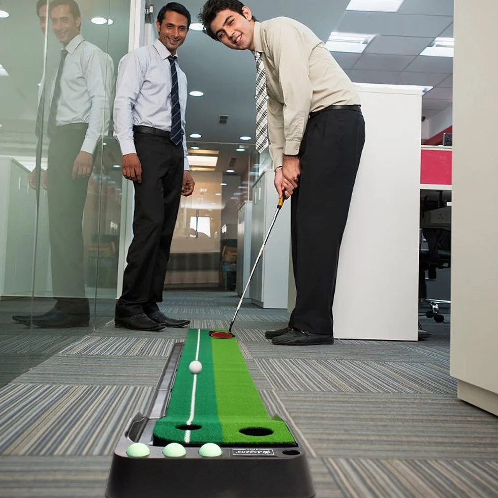 Tappetino da Golf in Erba a due Colori con Traccia di Ritorno Automatica