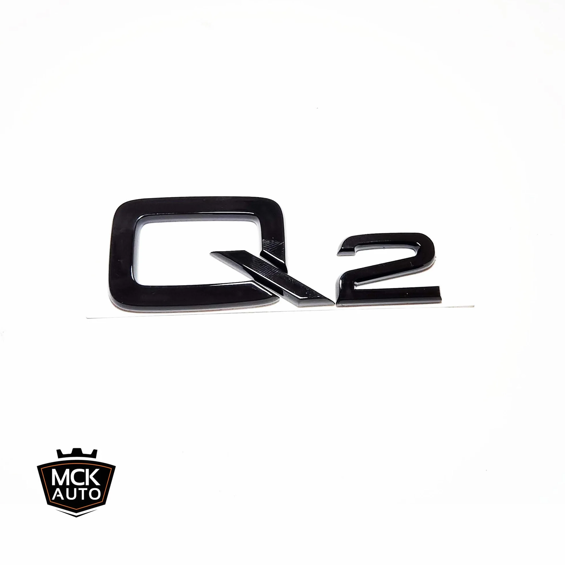 Q2 Nero Lucido Ala Badge Logo Emblema Adesivo Tuning