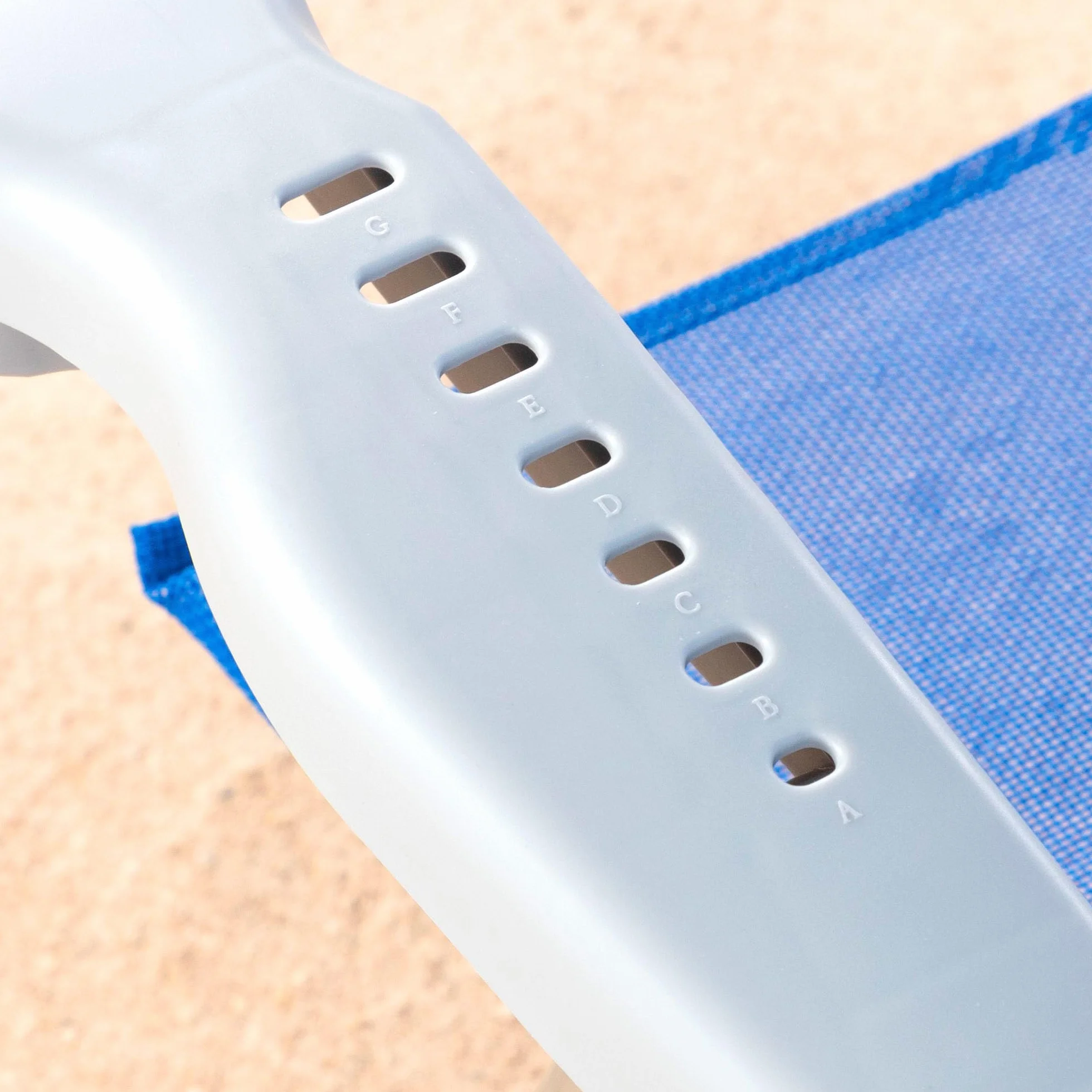 AKTIVE Sedia da spiaggia pieghevole 8 posizioni blu 48x49x82 cm cuscino imbottito 110 kg