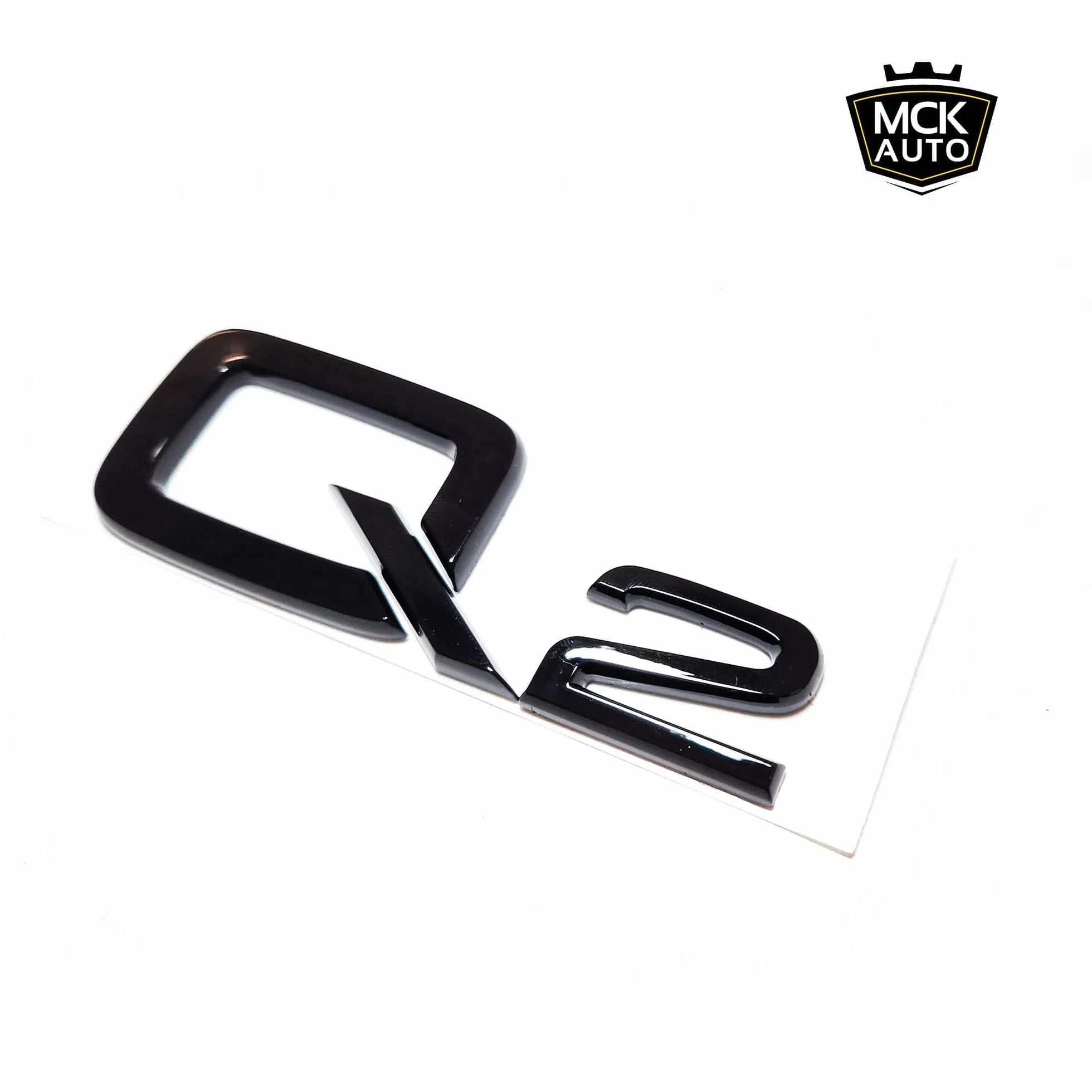 Q2 Nero Lucido Ala Badge Logo Emblema Adesivo Tuning
