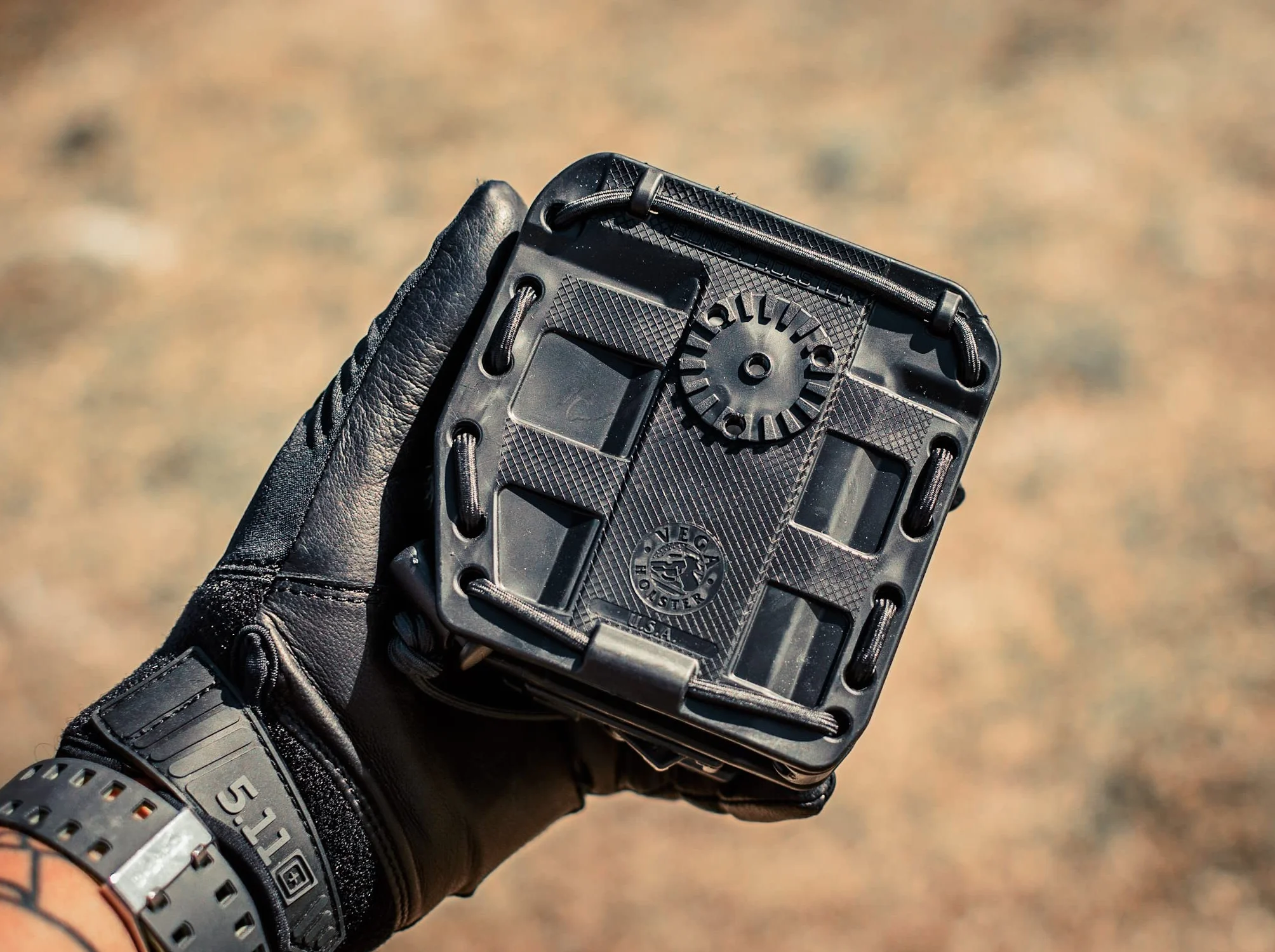 VEGA HOLSTER Fondina Tattica in polimero gommato, Universale per Arma Corta, 8BL00 Bungy