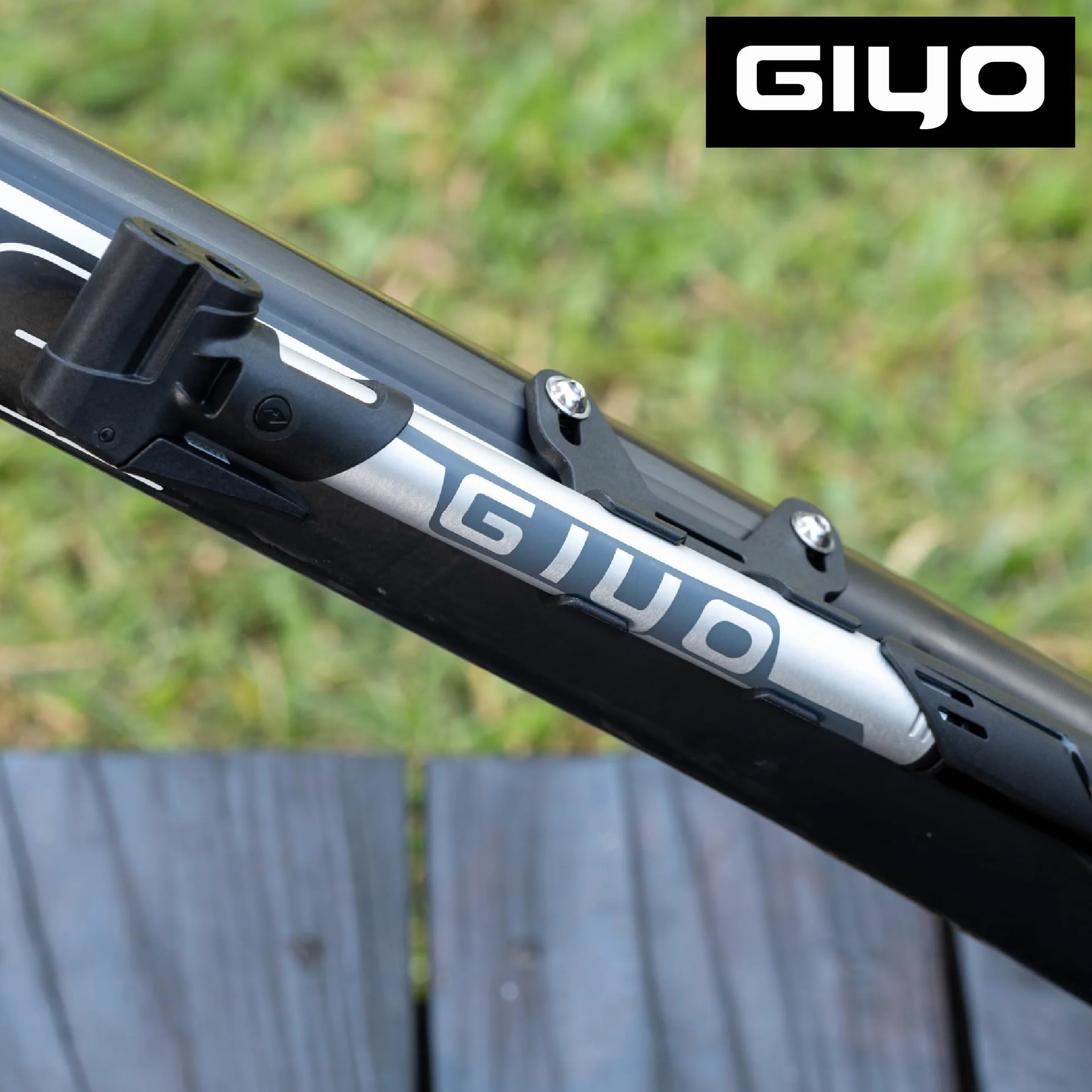 GIYO GP-44DH Mini pompa per bicicletta per pneumatici senza camera d'aria, testa doppio foro, compatibile Presta Schrader Dunlop