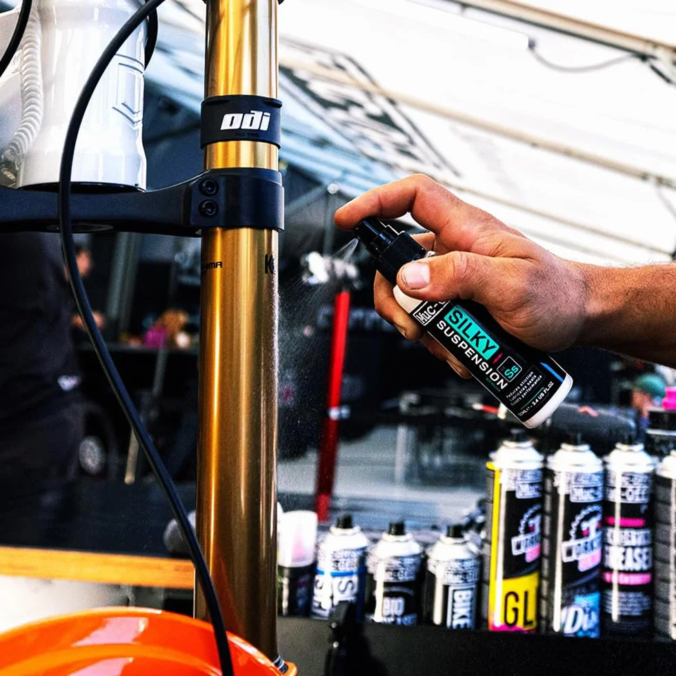 Muc-Off Silky Suspension Serum 100ml Protective Spray for Bicycle Suspensions