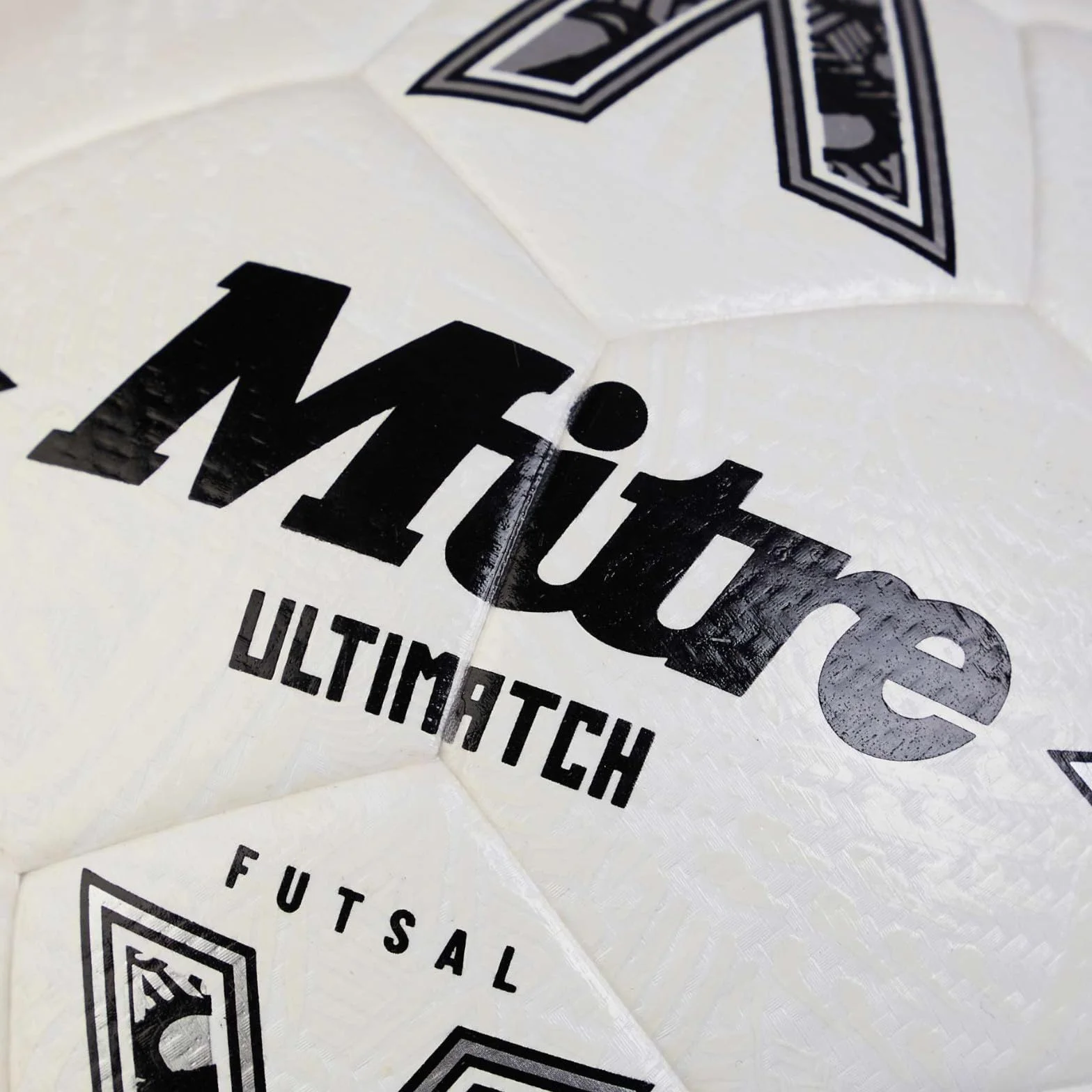 Mitre Ultimatch Futsal Ball 4