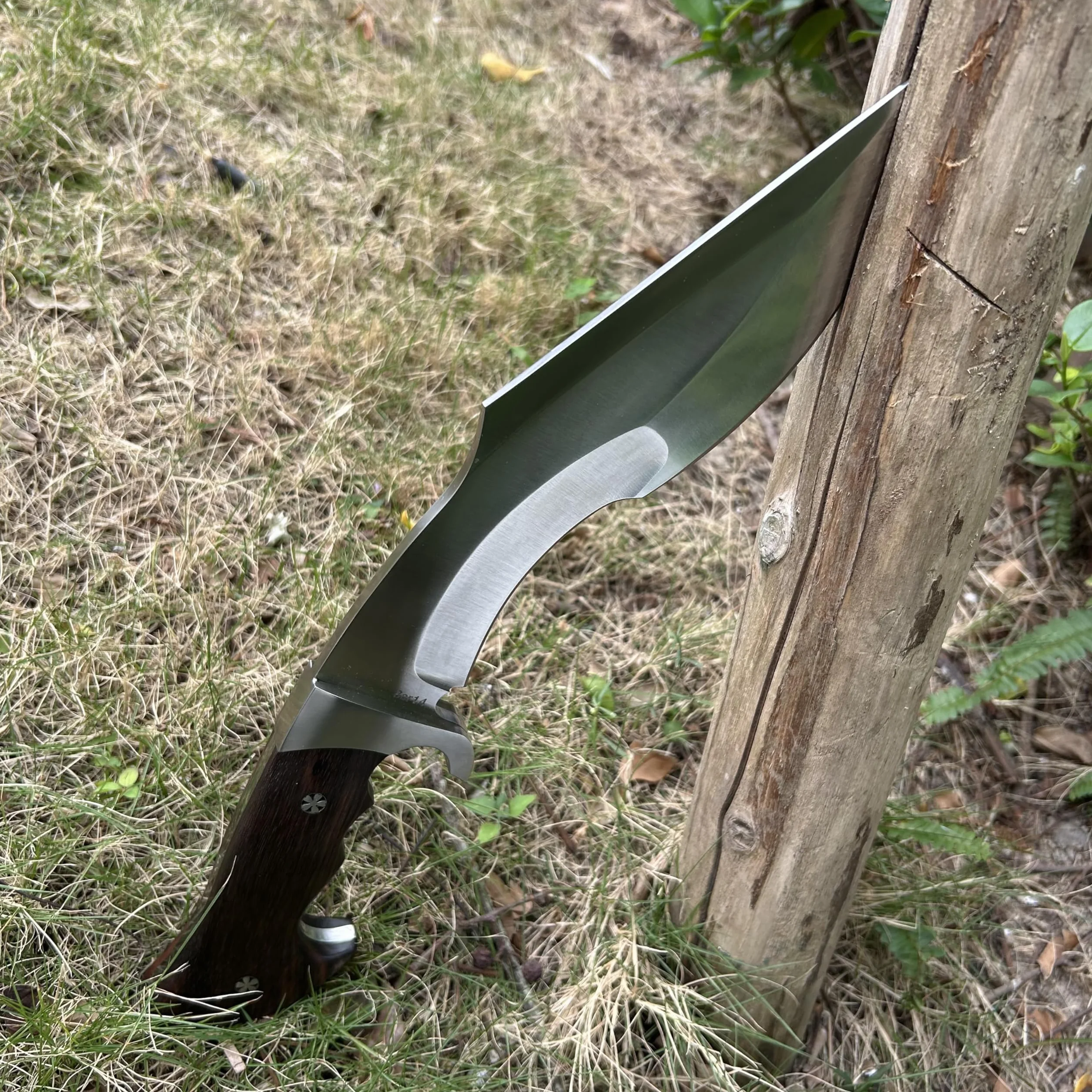 39cm【peso coltello 0.77kg】 machete pesante - Tang completo 60HRC Lama in acciaio ad alto tenore di carbonio Manico in legno di ebano Con fodero in pelle di mucca