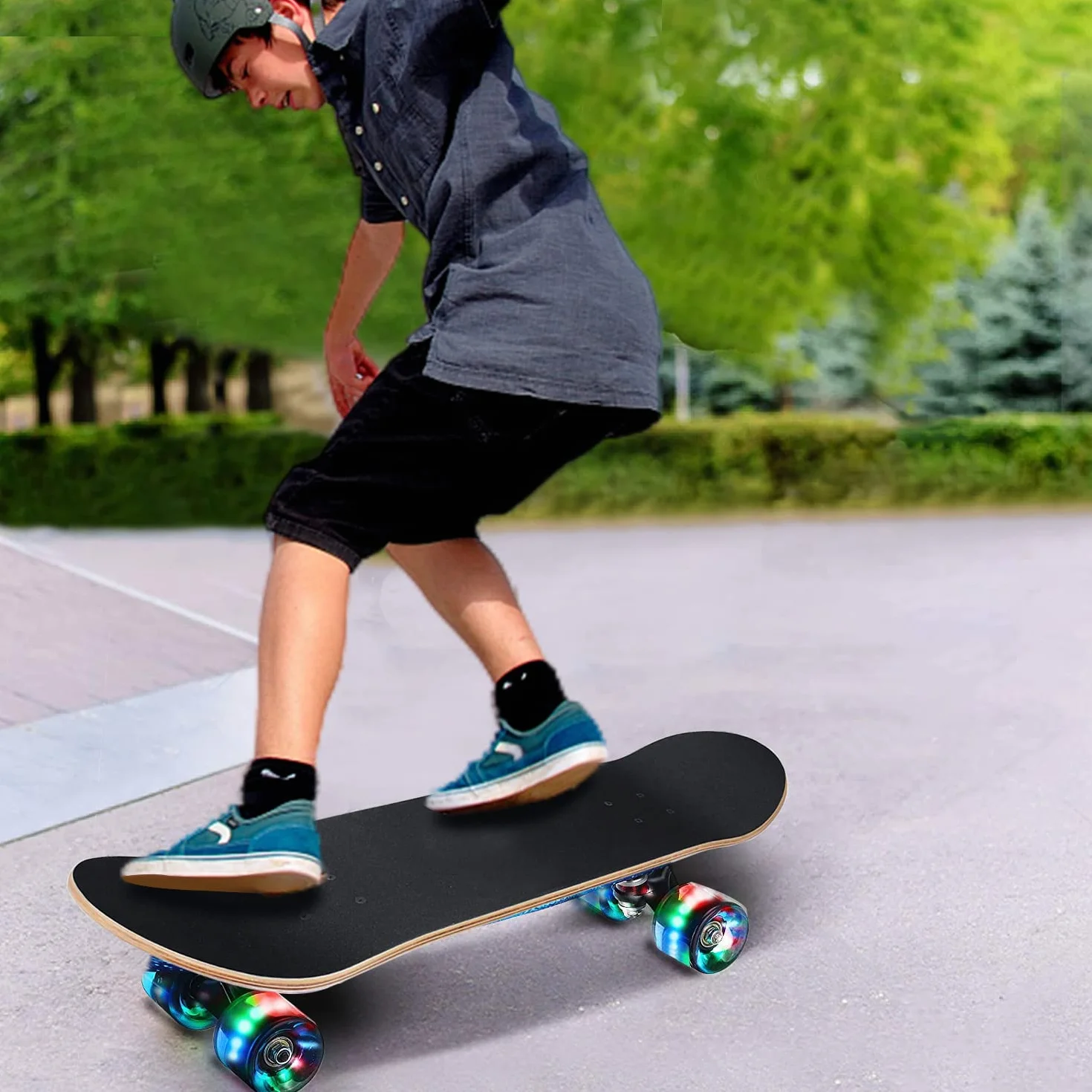 Skateboard con ruote colorate lampeggianti per principianti, bambini, adolescenti e adulti, skateboard standard in acero a 9 strati
