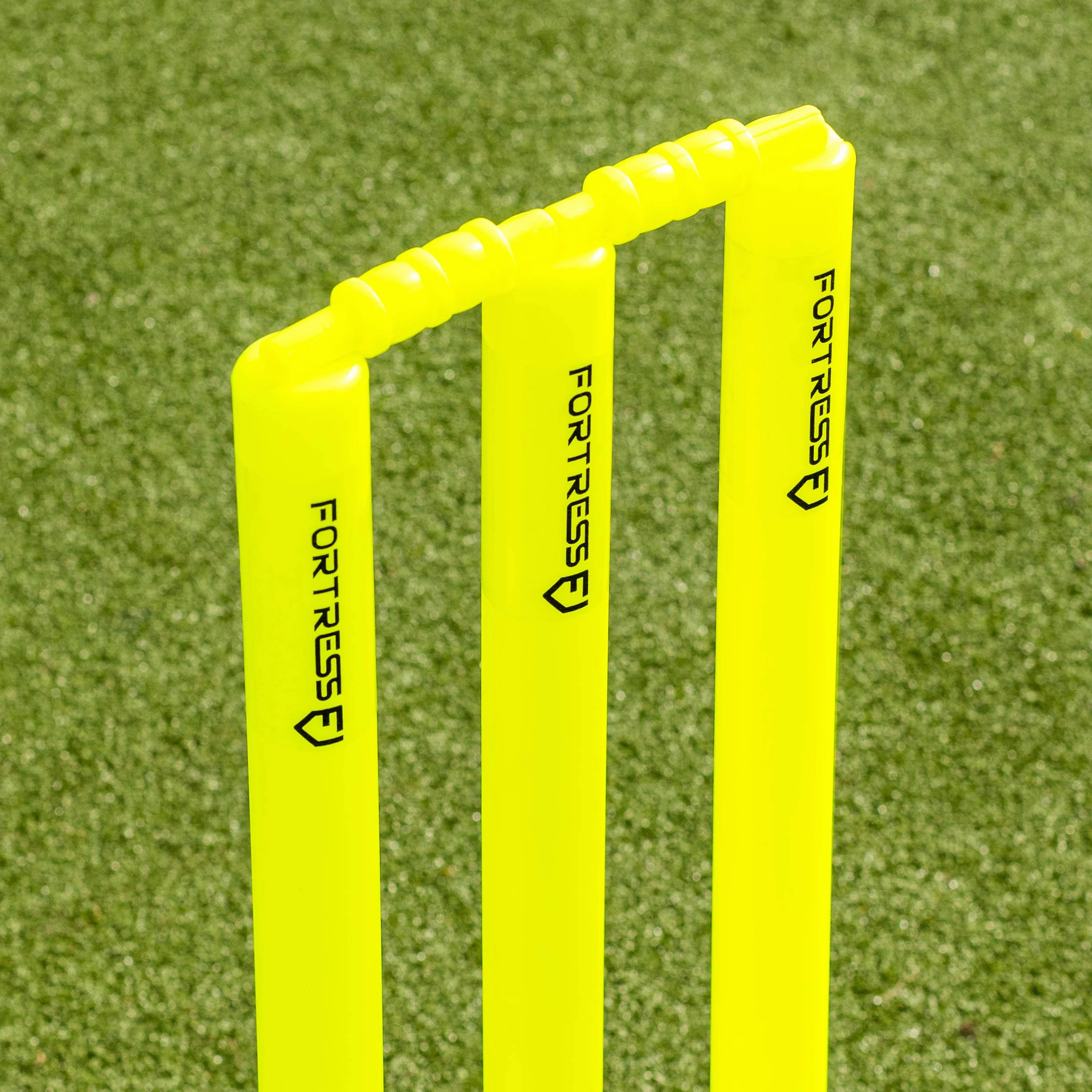 FORTRESS Paletti da Cricket con Base in Gomma Wickets Set da Cricket per Giovani e Adulti Attrezzatura in Plastica