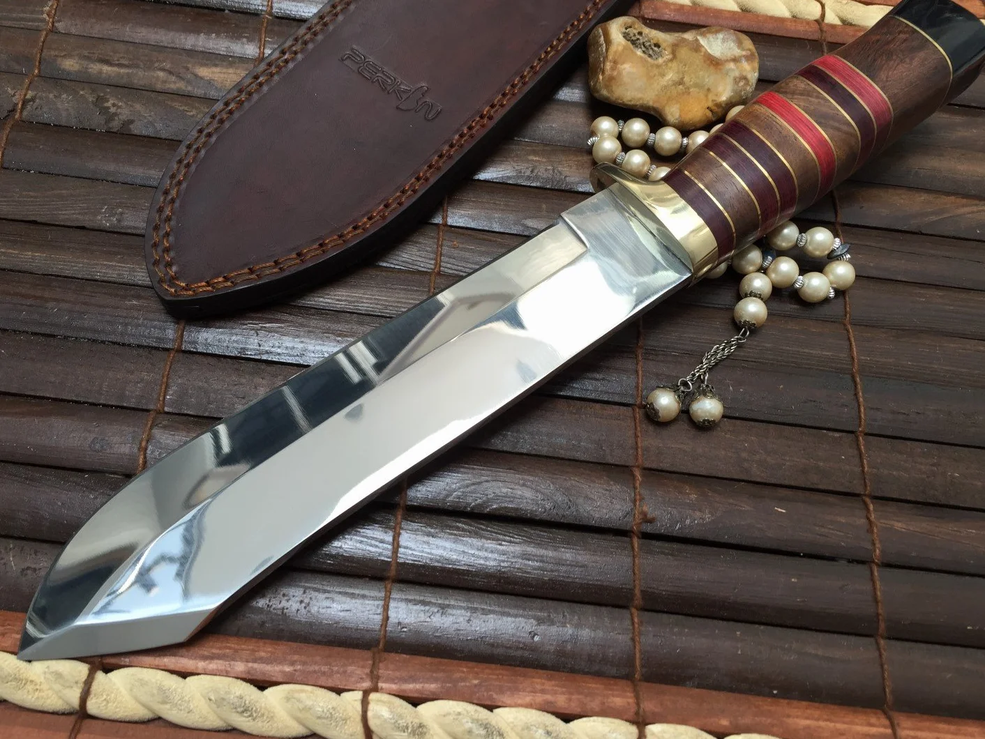 Coltello da caccia fatto a mano personalizzabile.