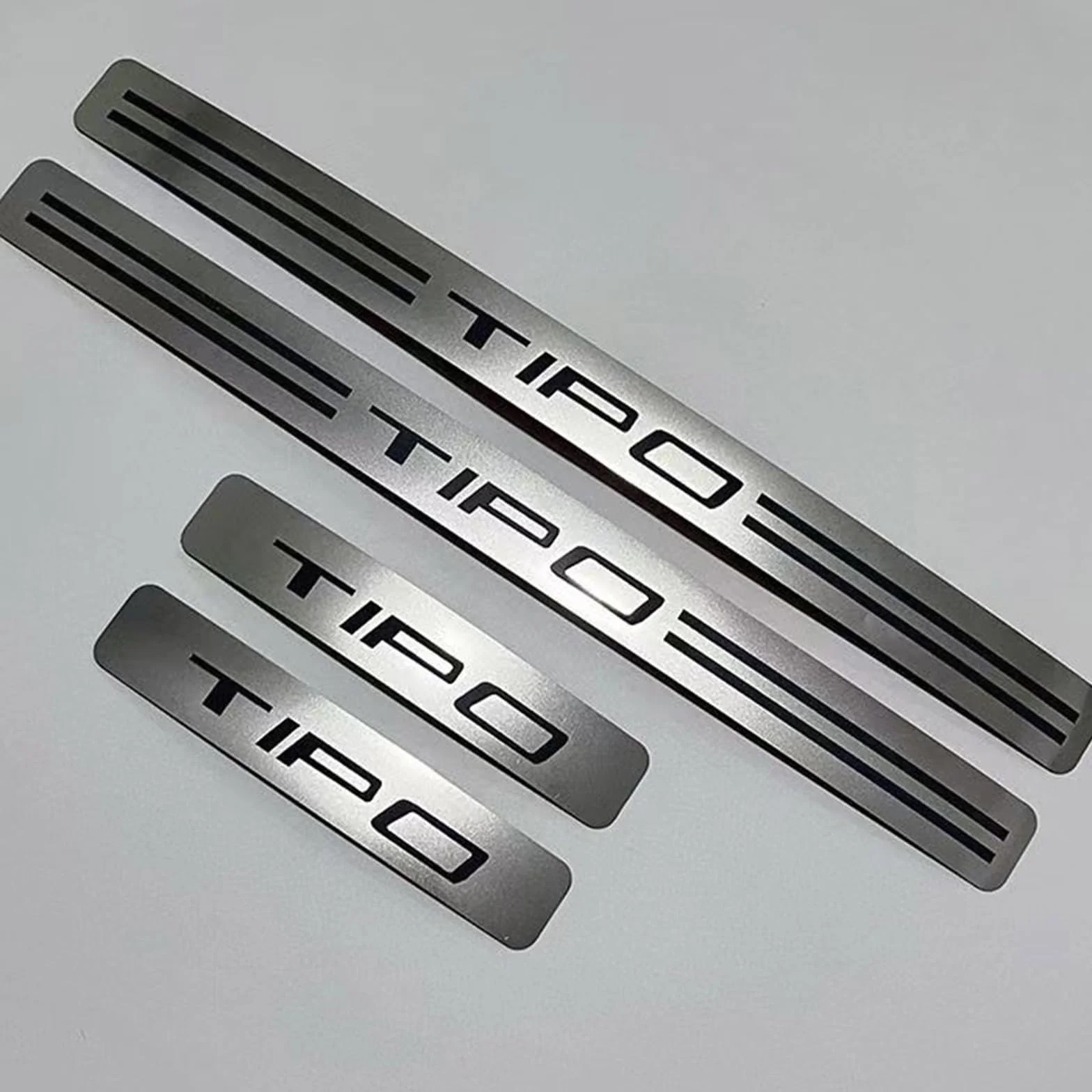 4 Pezzi Protezione per Battitacco per Auto per Fi-at Tipo, Accessori per Soglia in Acciaio Inox per Auto AntiGraffio Portiere,Silver