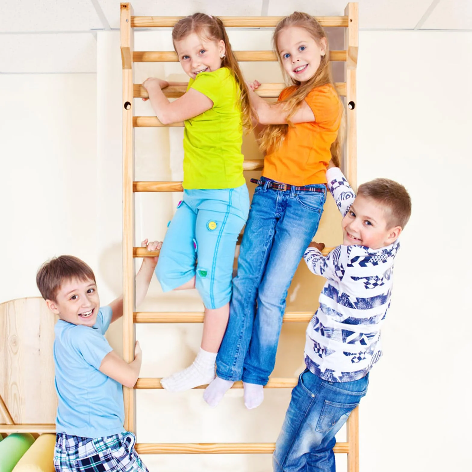 COSTWAY Spalliera Svedese Adulti Bambini Legno 10 Gradini Carico Massimo 100 kg 195x80x14 cm
