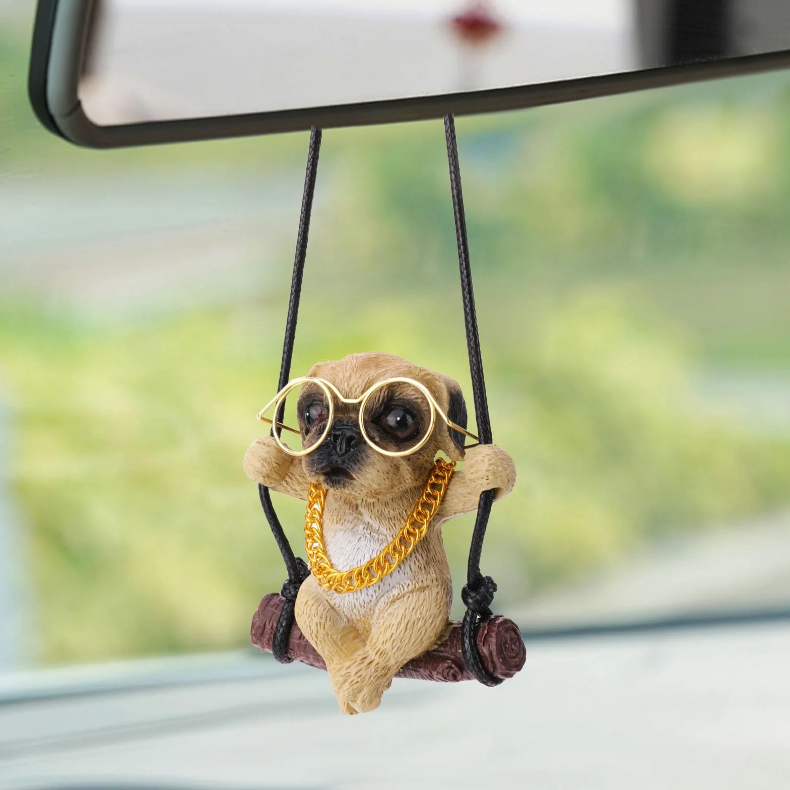 Ornamenti Specchietti Retrovisori Auto, Cane Carlino Ciondolo per Specchietto Retrovisore Carino Auto Car Hanging Ornament Appeso Ornamento Accessori Ornamenti per Auto e Casa Auto Decorazione