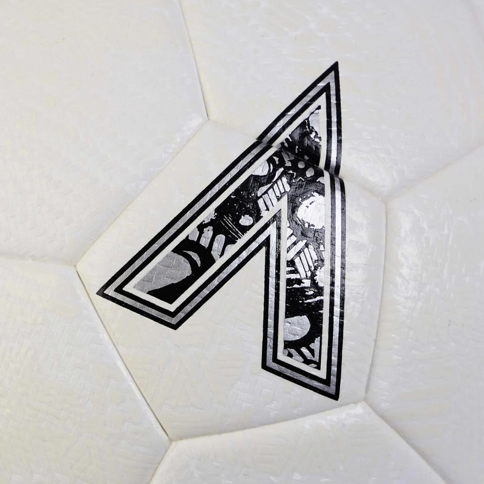 Mitre Ultimatch Futsal Ball 4