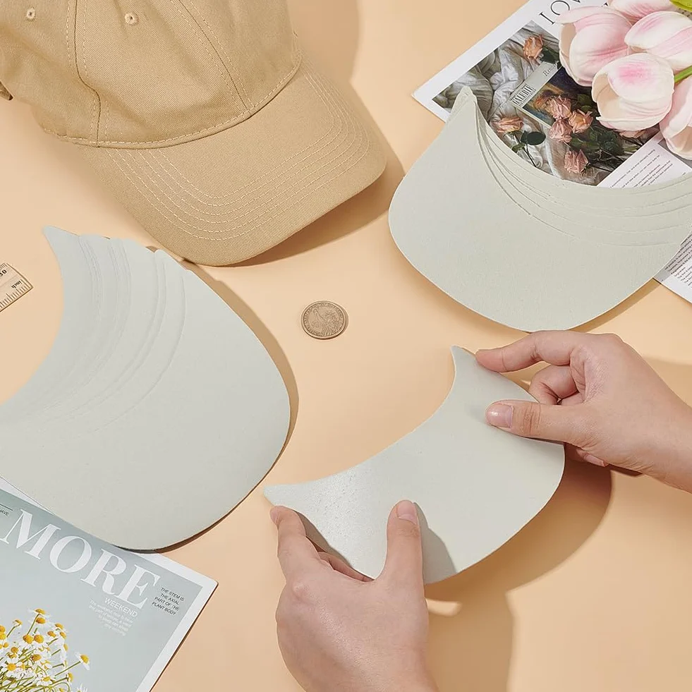 BENECREAT Inserto Visiera Berretto 20 pz - Cappello Plastica Tesa Sagomata per Cucito Artigianato