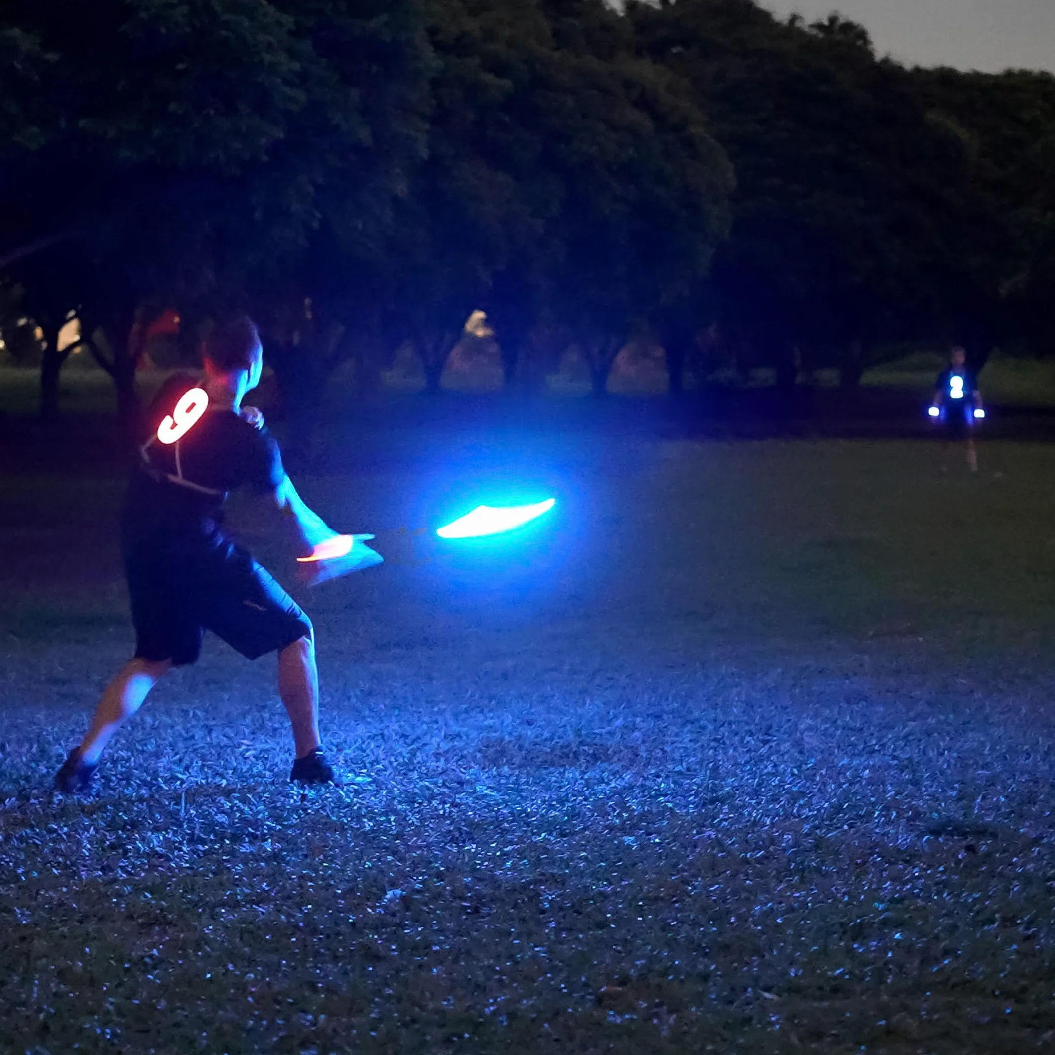 TOSY Disco volante Frisbee 175g RGB LED 16 milioni di colori ricaricabile