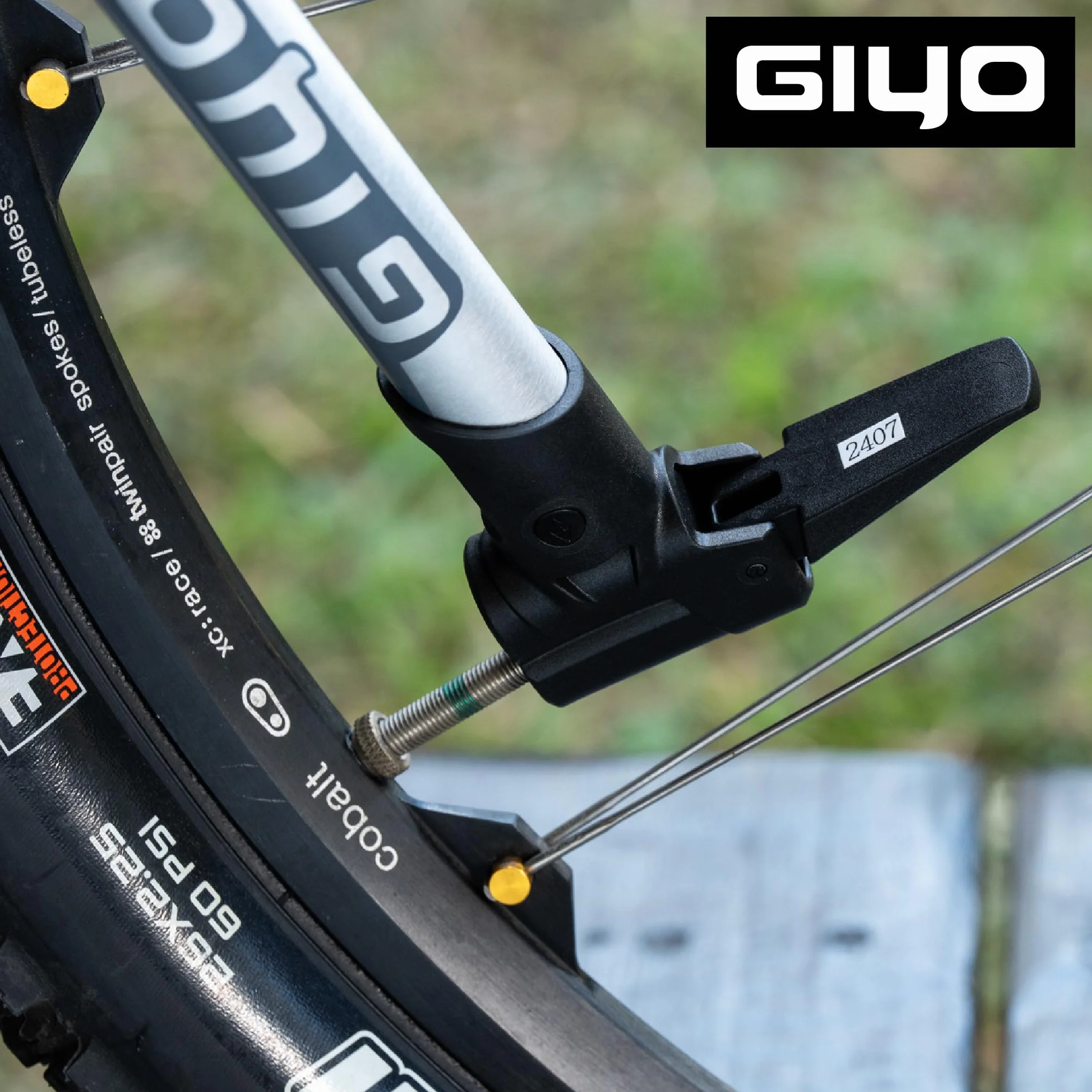 GIYO GP-44DH Mini pompa per bicicletta per pneumatici senza camera d'aria, testa doppio foro, compatibile Presta Schrader Dunlop