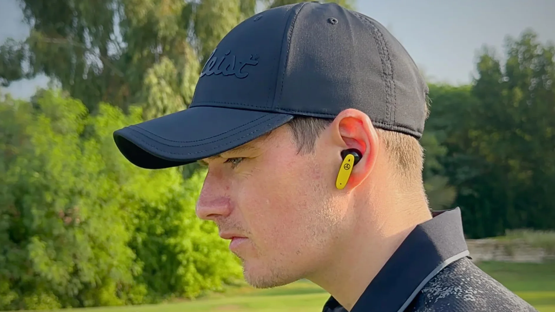 TecTecTec TEAM8 E Auricolari GPS Golf Distanze Fronte Centro Retro Green Ostacoli Misurazione Distanza Colpi Custodia Ricarica Wireless