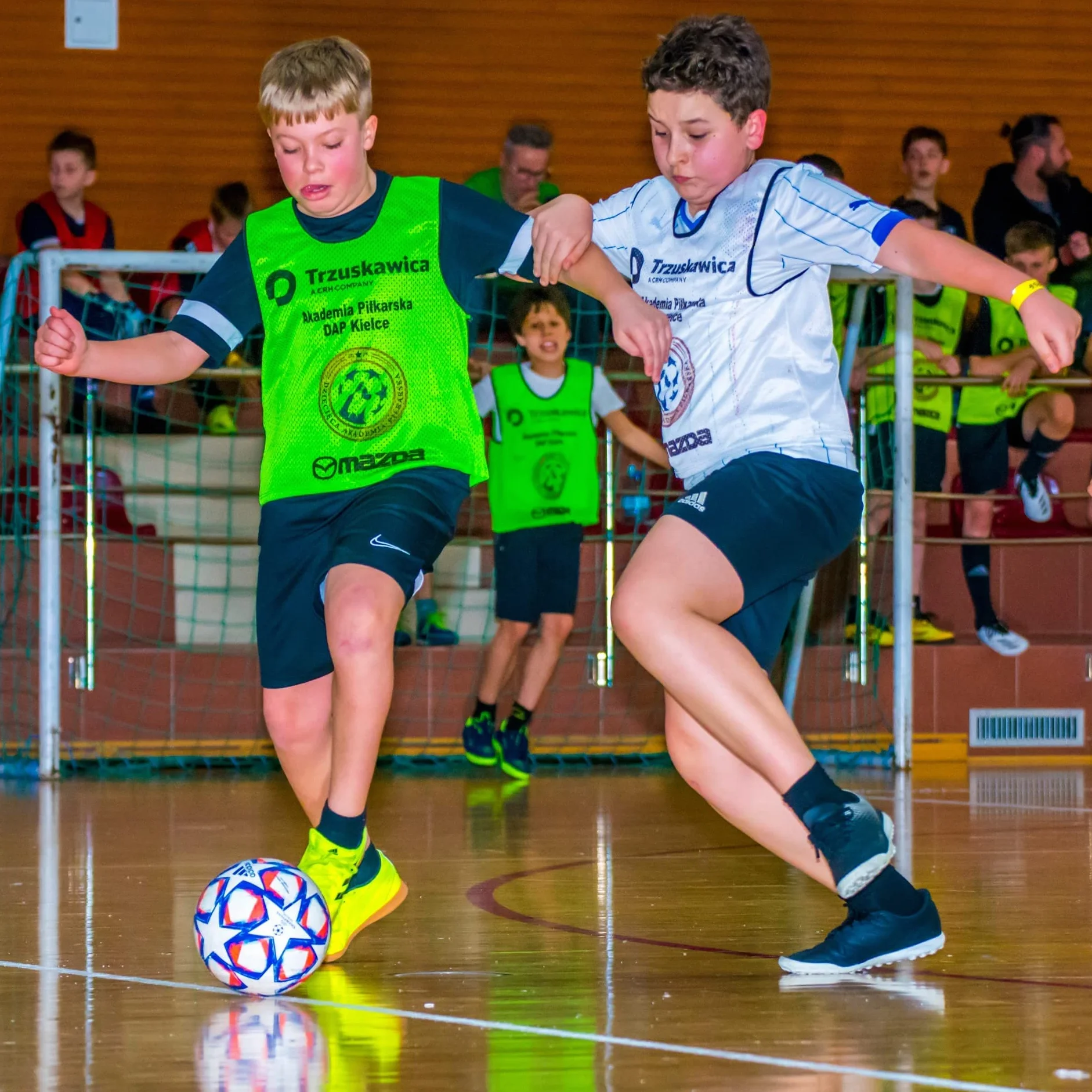 Pettorine da Allenamento Calcio per Bambini, Juniores e Adulti, Gilet Sportivo Universale XS-XXL, 10 Colori